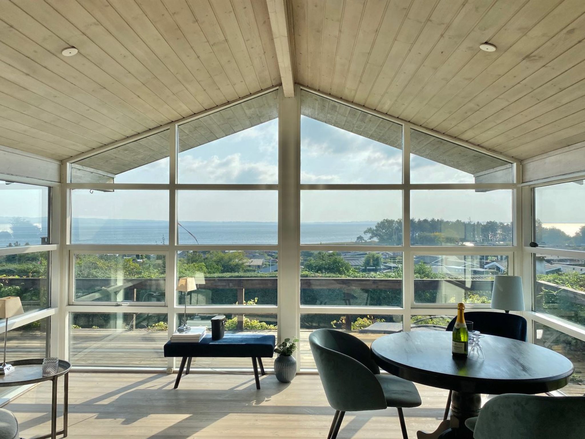 "Frithger" - 300m from the sea
