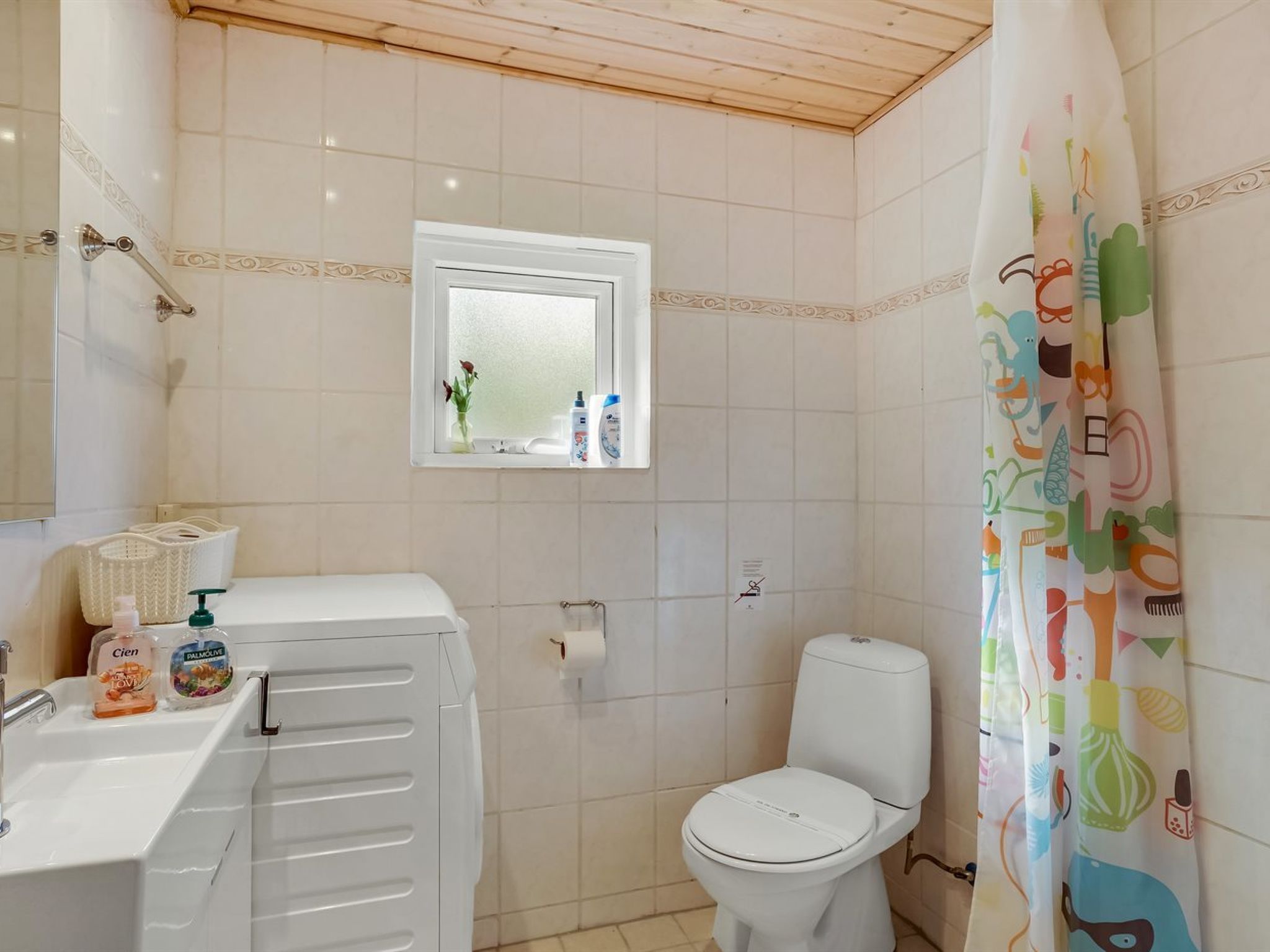 "Fiallar" - 7.5km from the sea - Inside