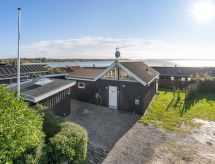 "Gudserk" - 50m from the sea