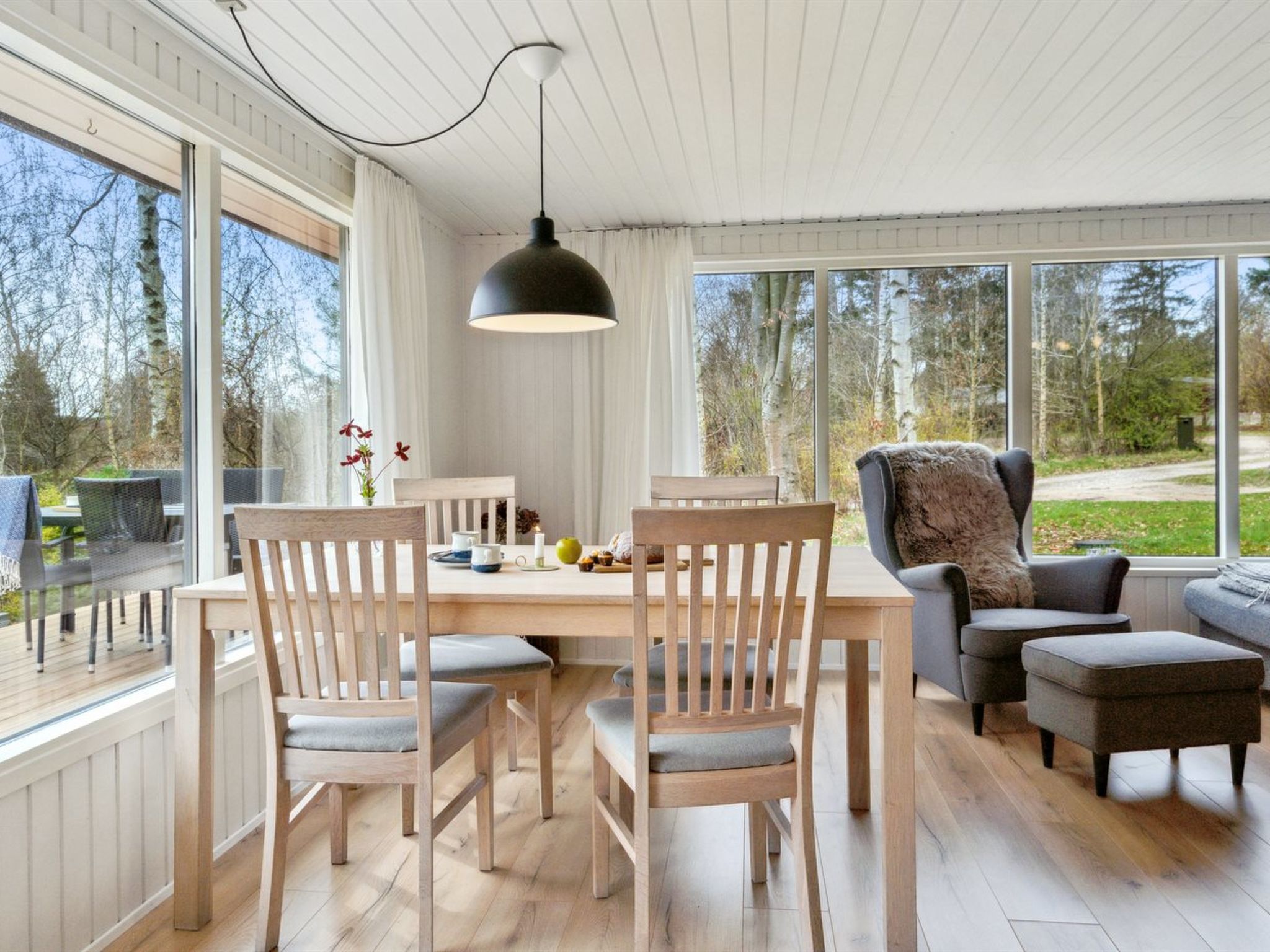 "Dome" - 7km from the sea-Binnen
