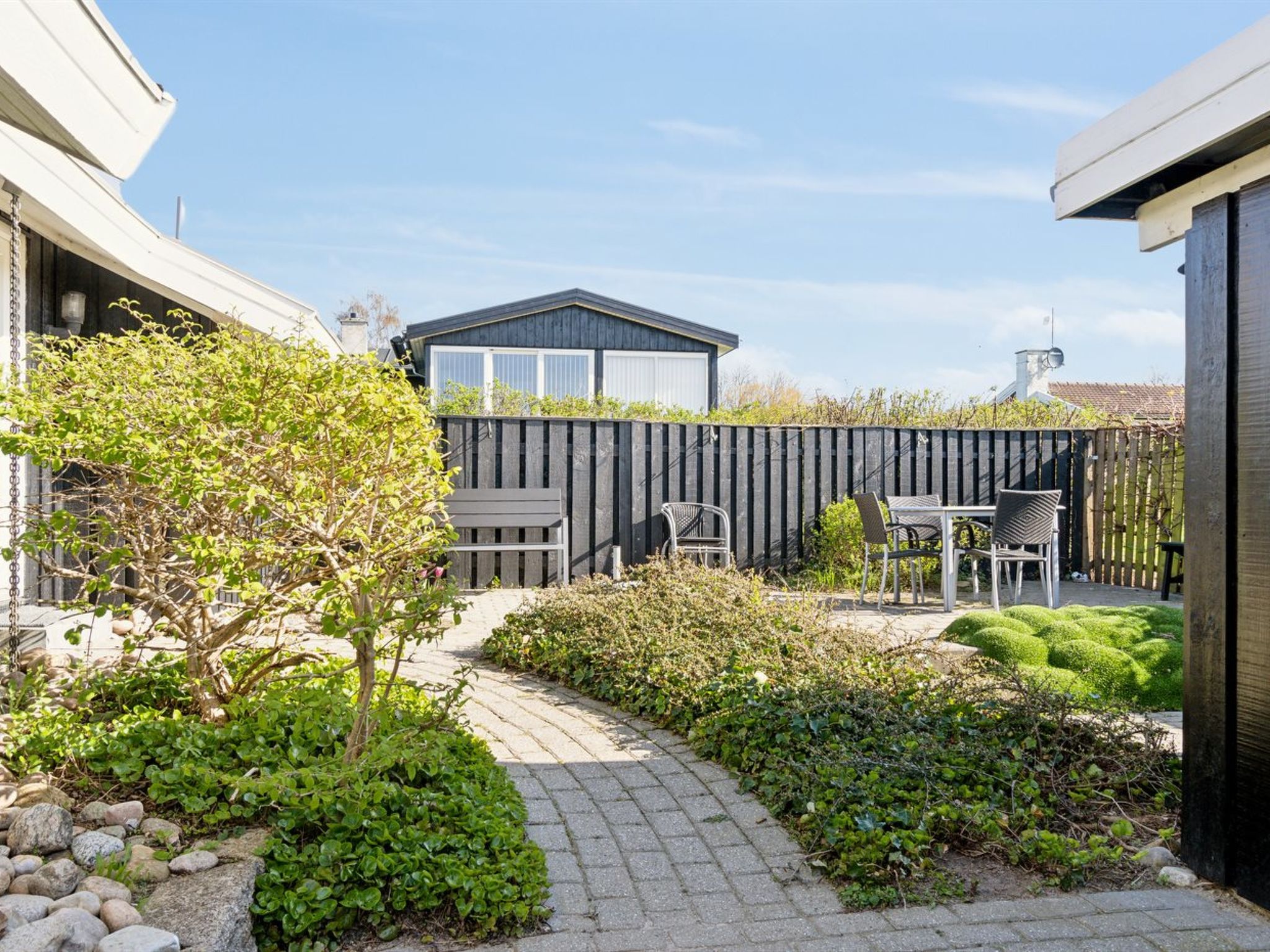"Majken" - 225m from the sea - Buiten