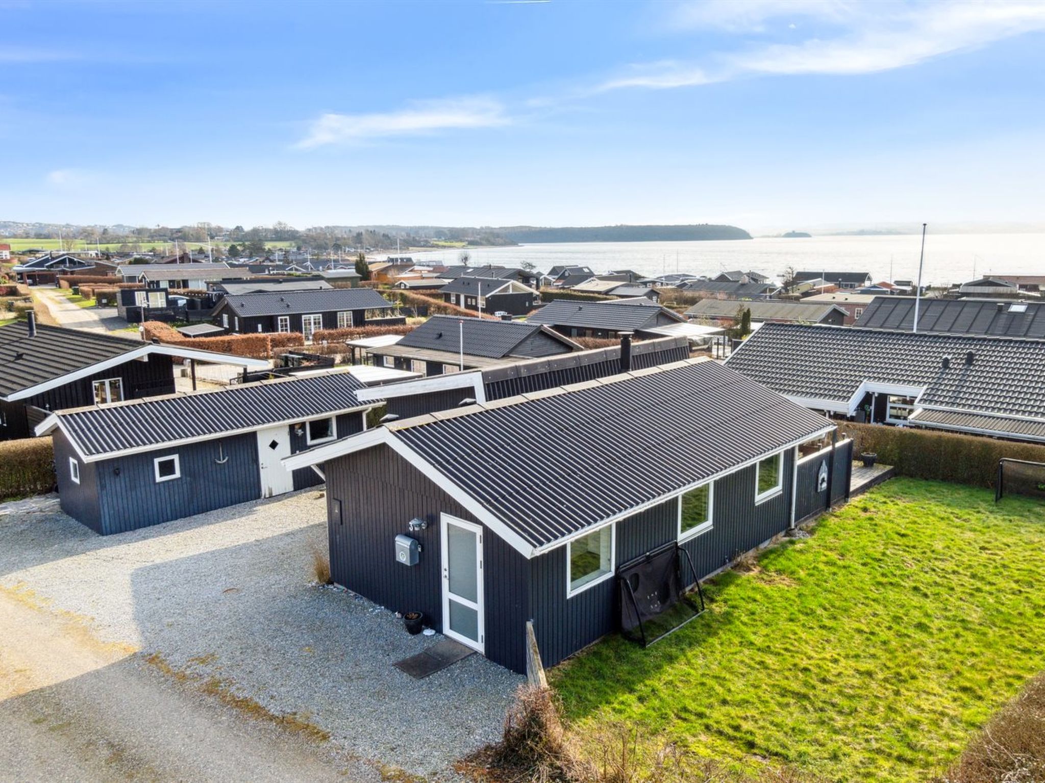 "Gyrid" - 150m from the sea — House (3 of 25)