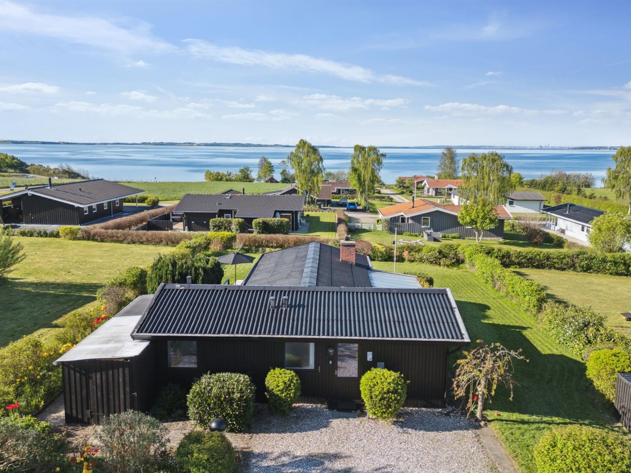 "Manfred" - 250m from the sea