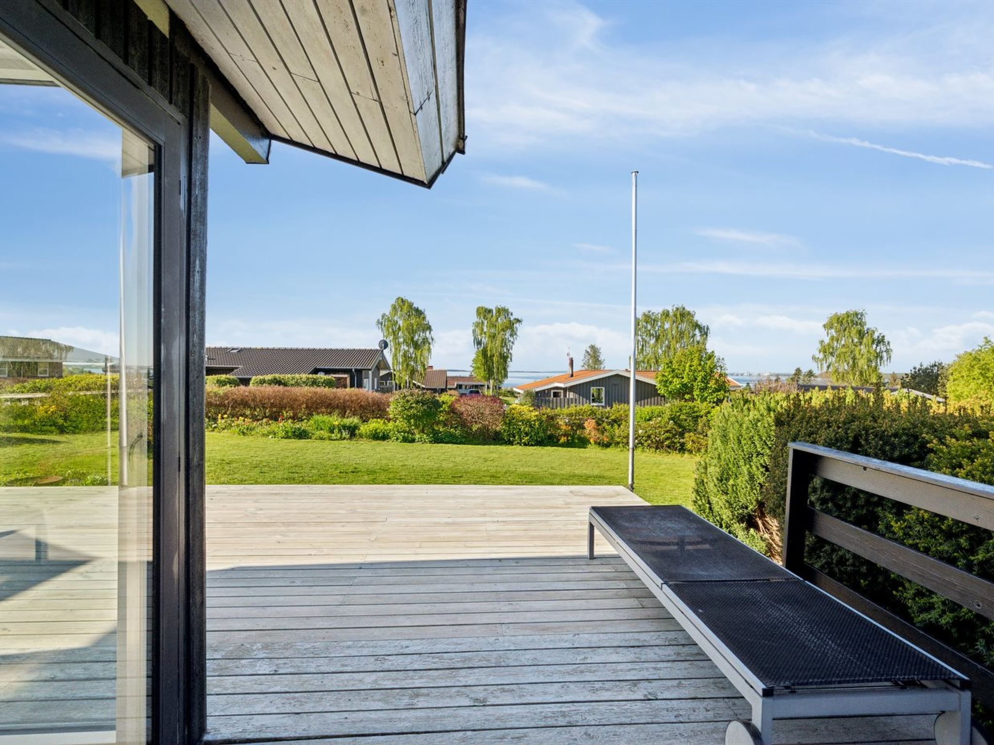 "Manfred" - 250m from the sea - Buiten