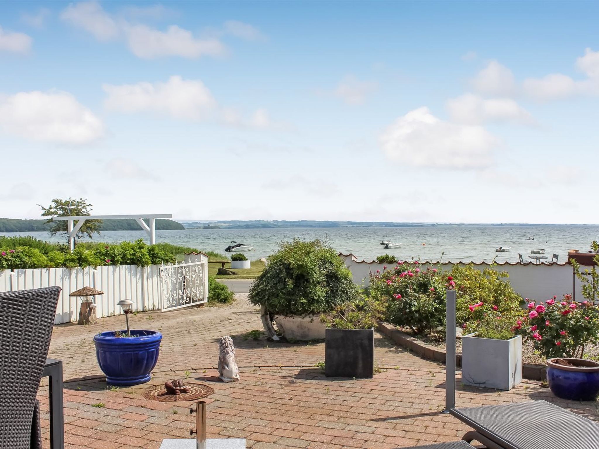 "Michel" - 25m from the sea - Buiten