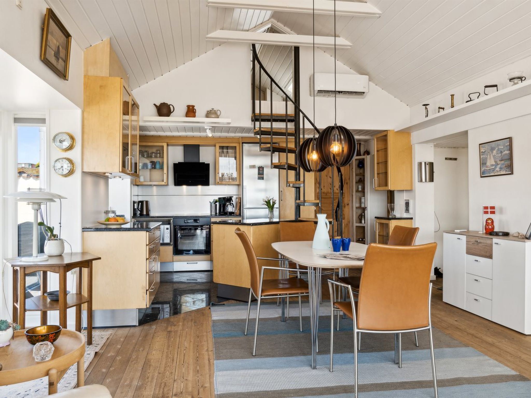 "Michel" - 25m from the sea-Inside
