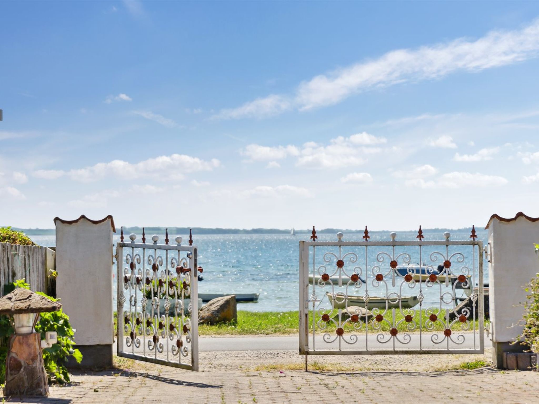 "Michel" - 25m from the sea-Outside