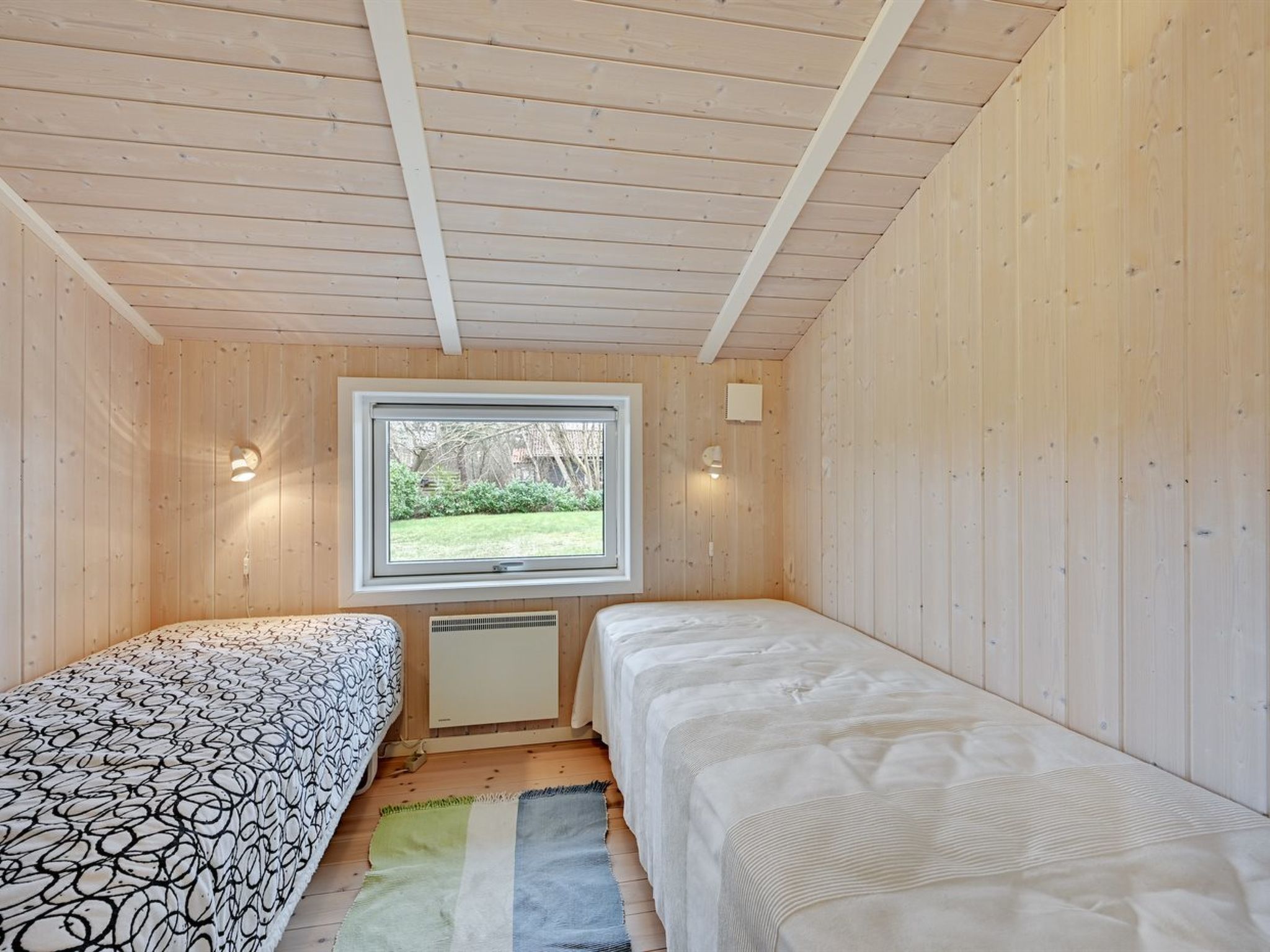 "Sitka" - 250m from the sea - Binnen