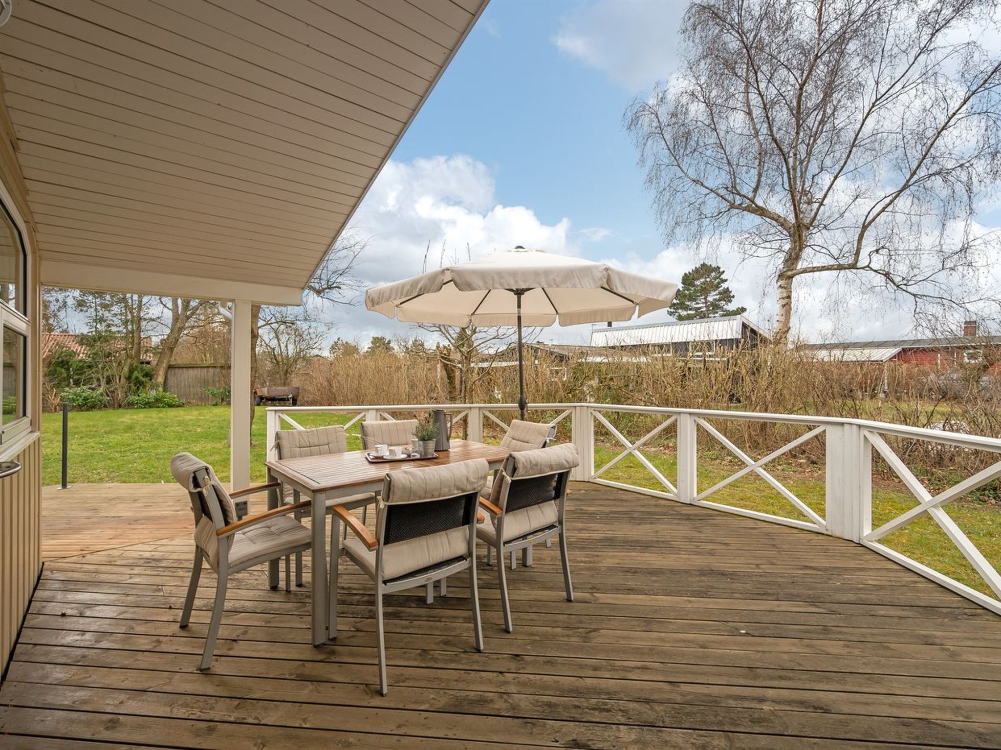 "Sitka" - 250m from the sea - Buiten