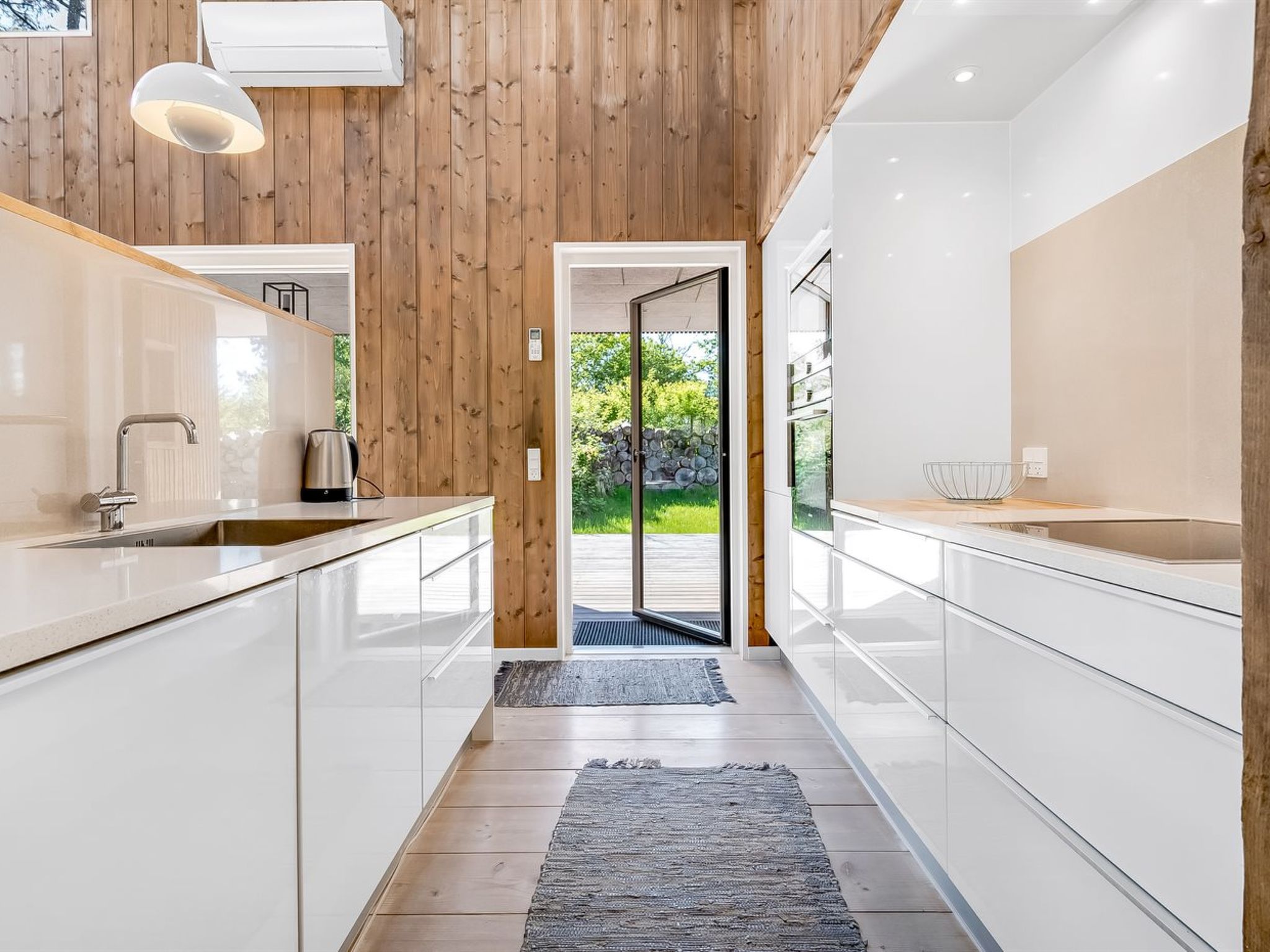 "Sylva" - 150m from the sea-Inside