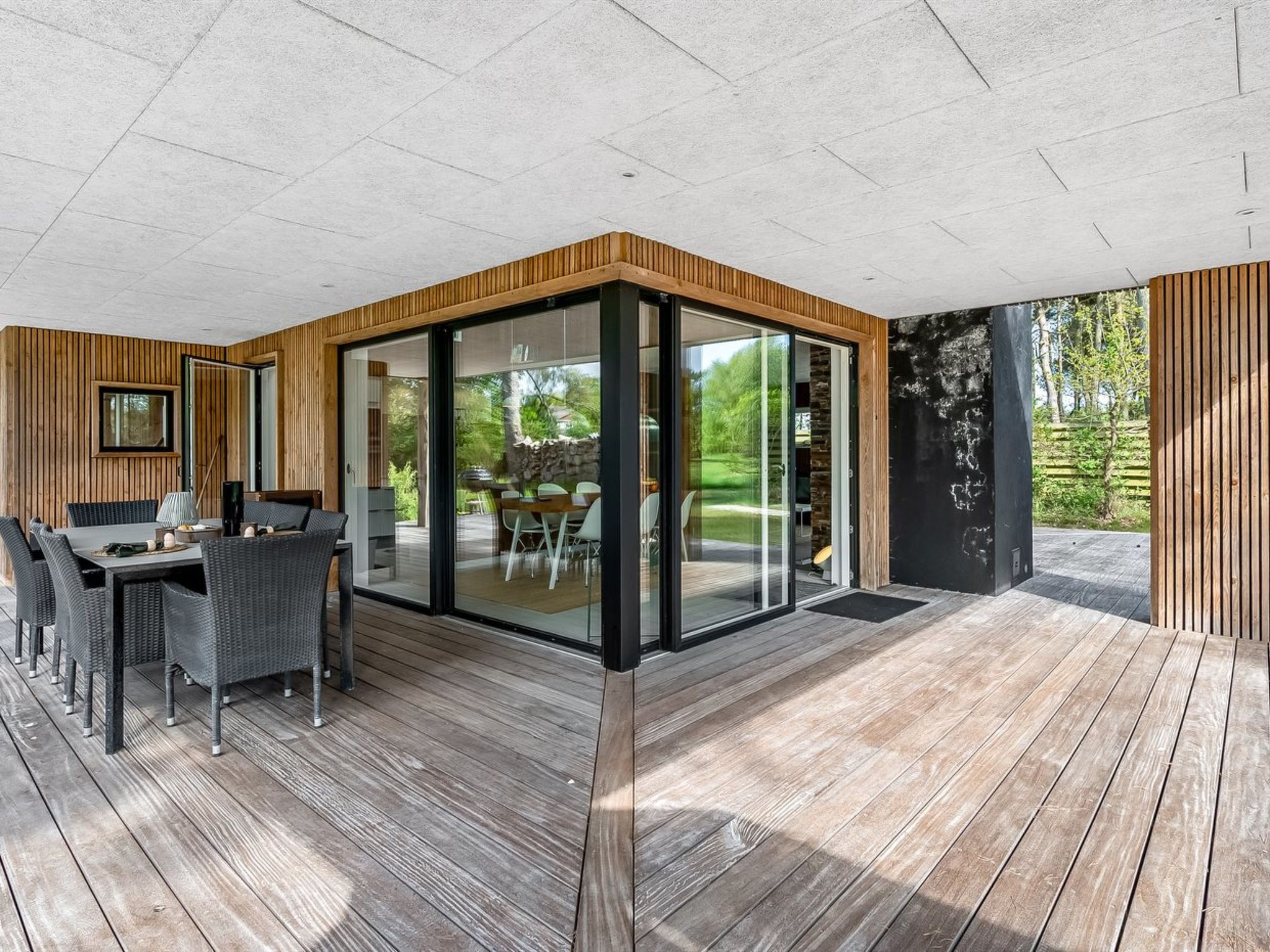 "Sylva" - 150m from the sea-Outside