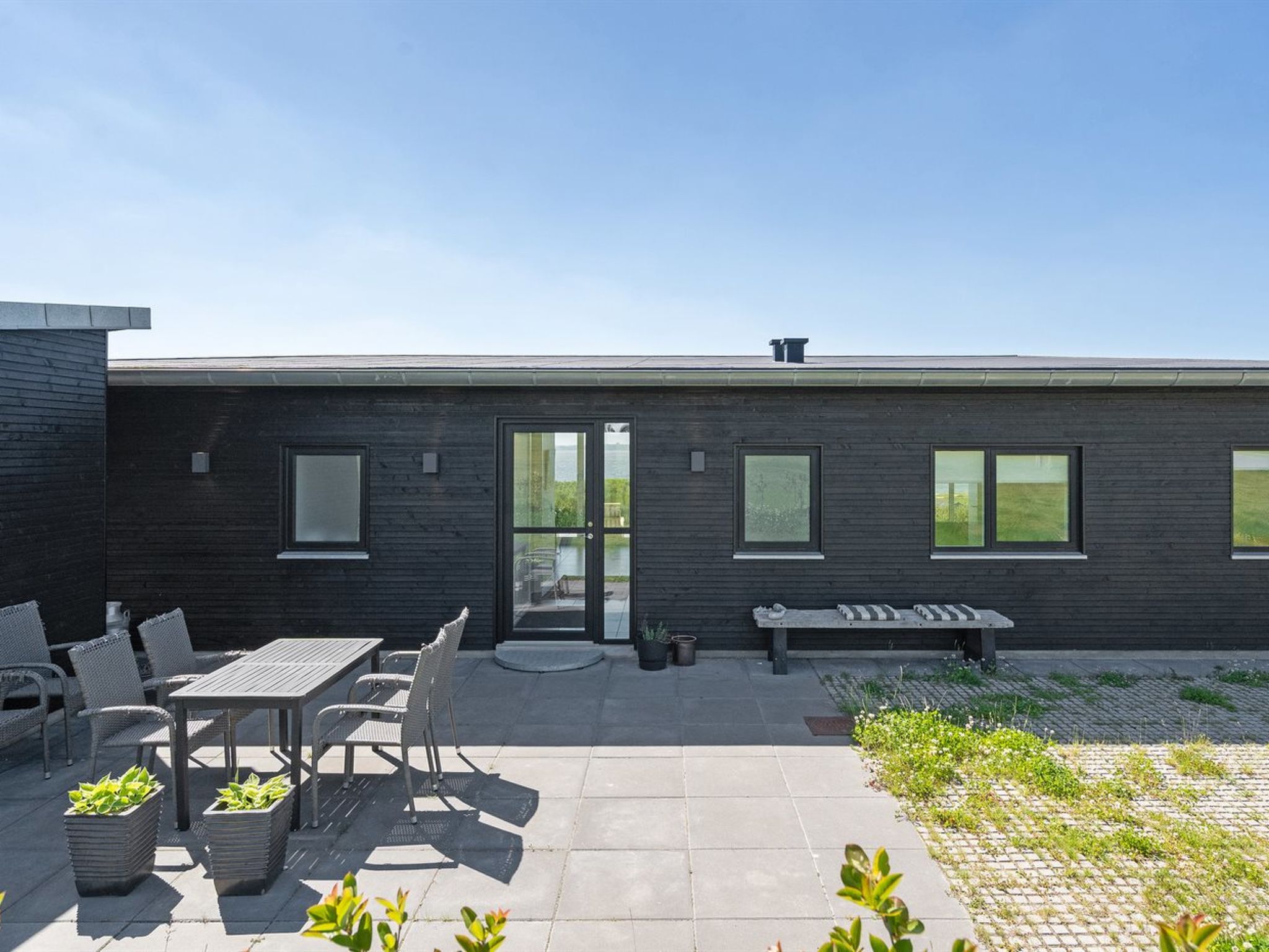 "Anniina" - 200m from the sea - Buiten
