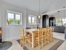 Aan zee: Ruim vakantiehuis Siebelt in Knebel met whirlpool - thumbnail 5