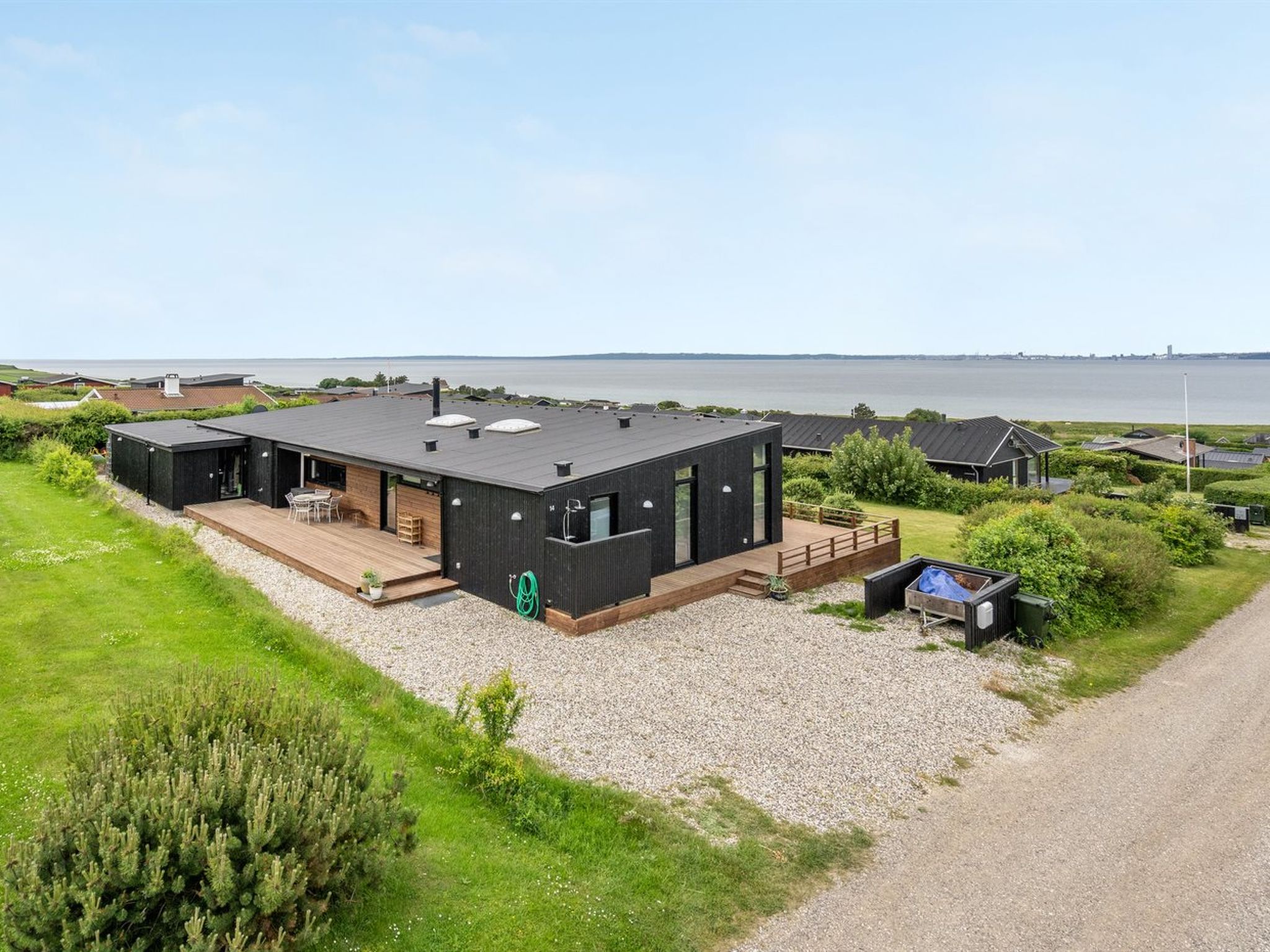 "Mahilo" - 300m from the sea - Buiten