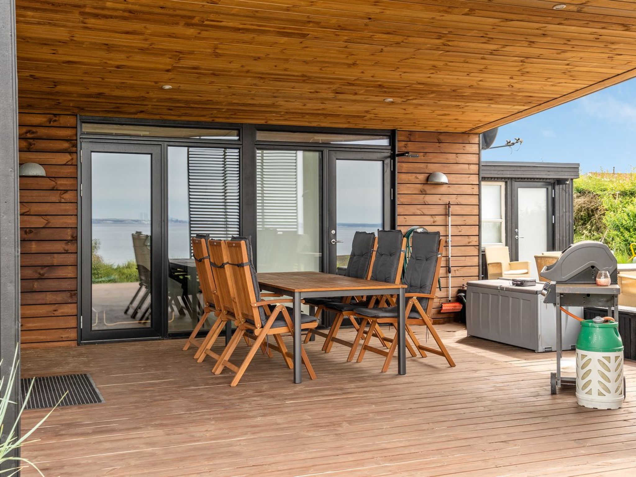 "Mahilo" - 300m from the sea - Buiten