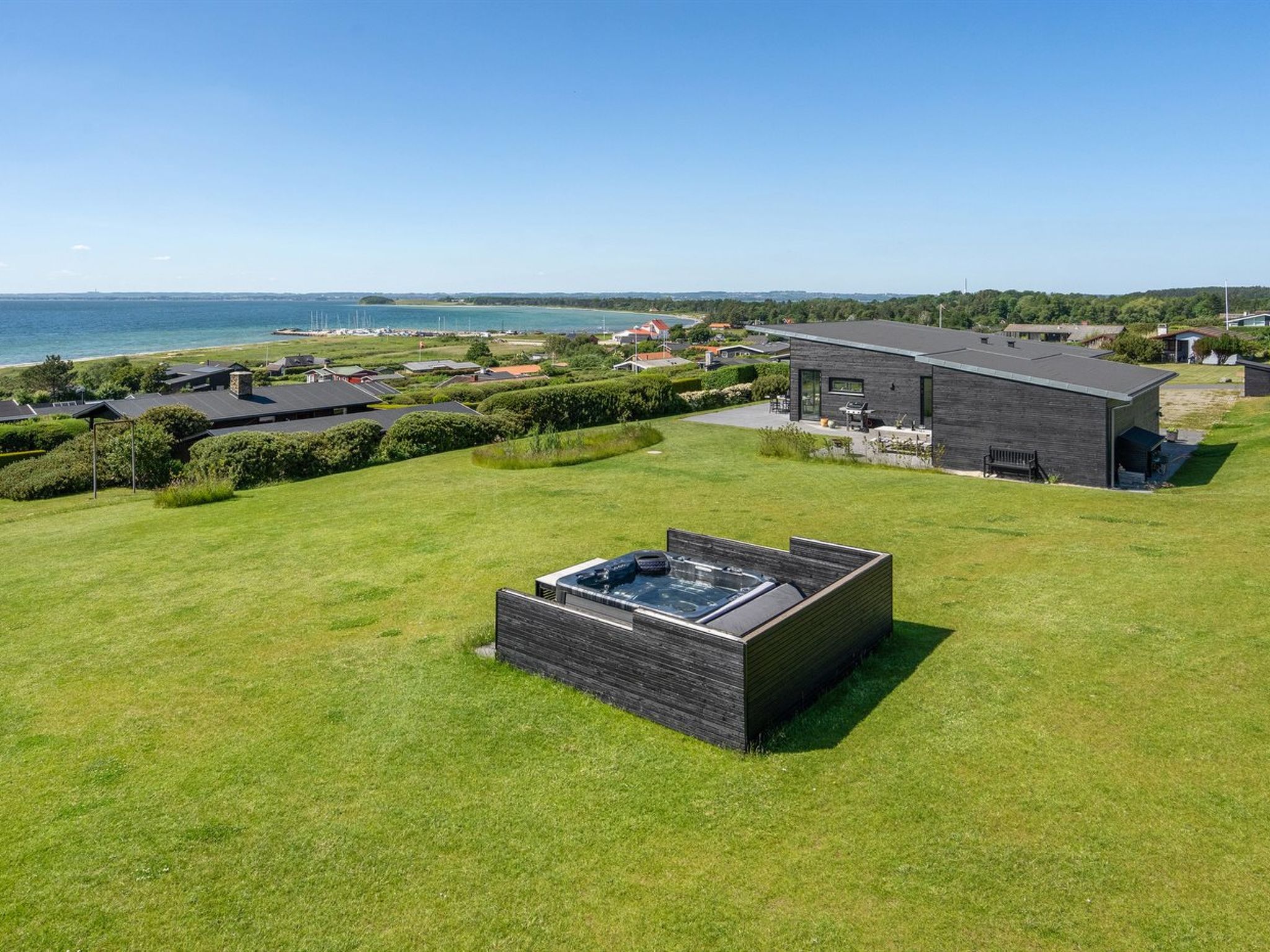 "Alyna" - 200m from the sea - Binnen