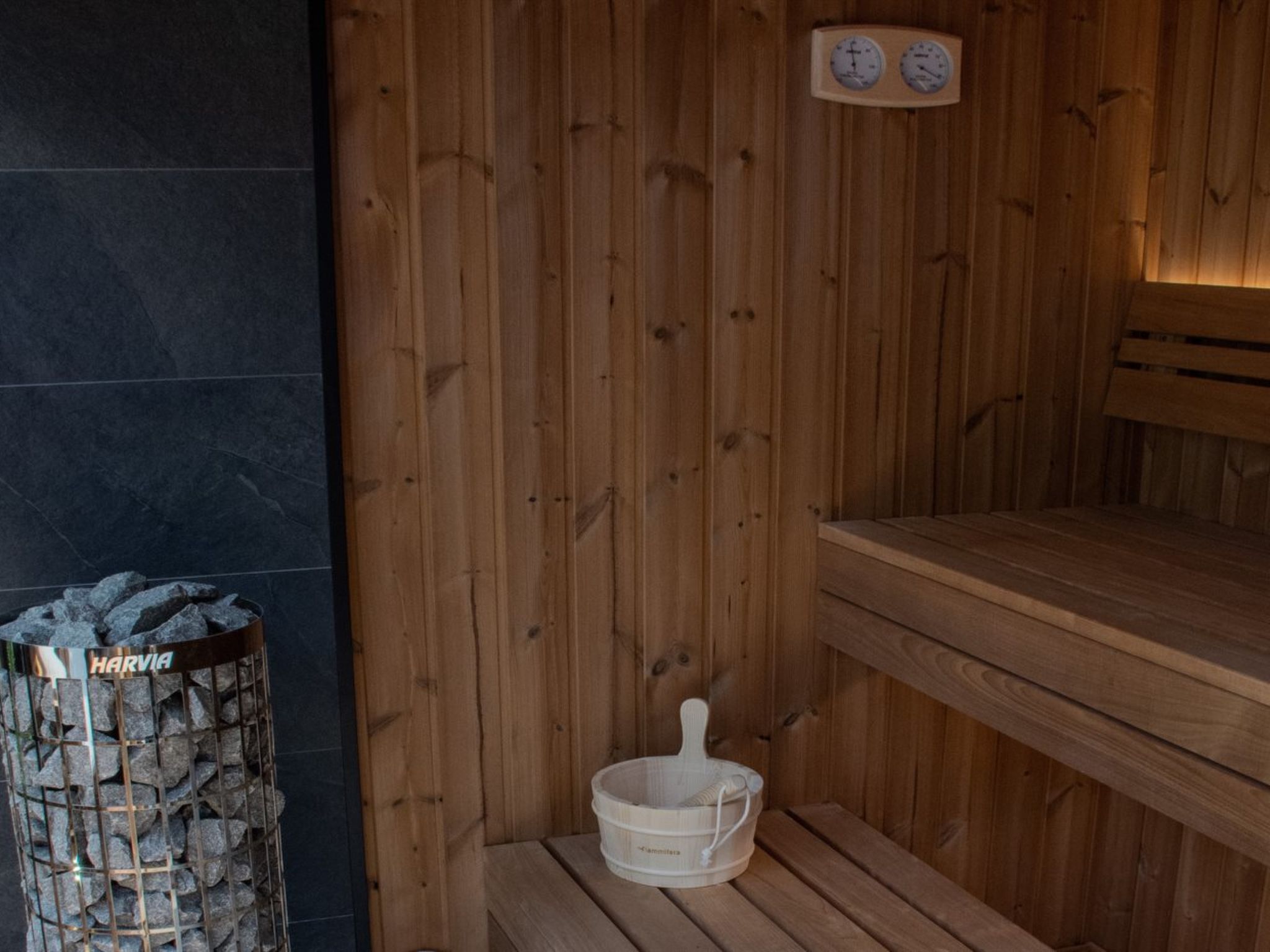 "Benja" - 150m from the sea-Binnen