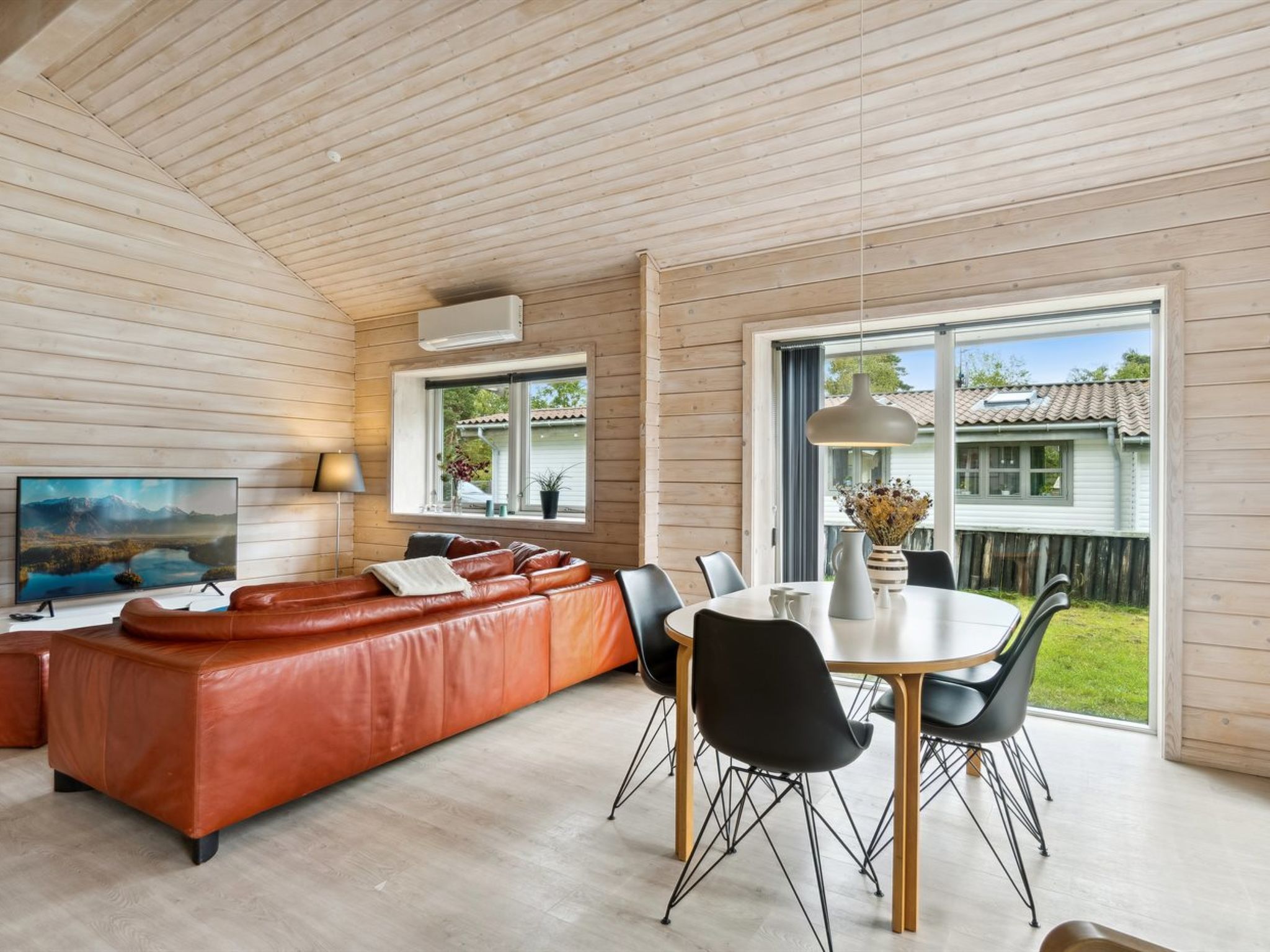 "Keijo" - 150m from the sea - Binnen