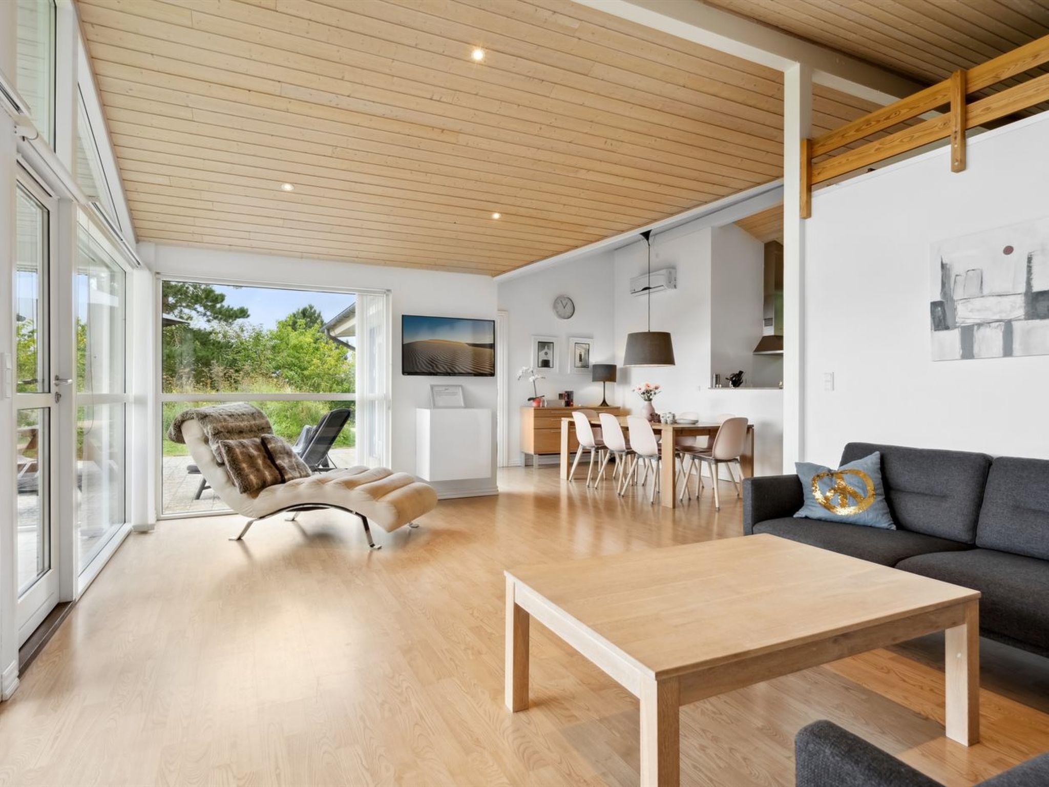 "Thjodulf" - 300m from the sea - Binnen