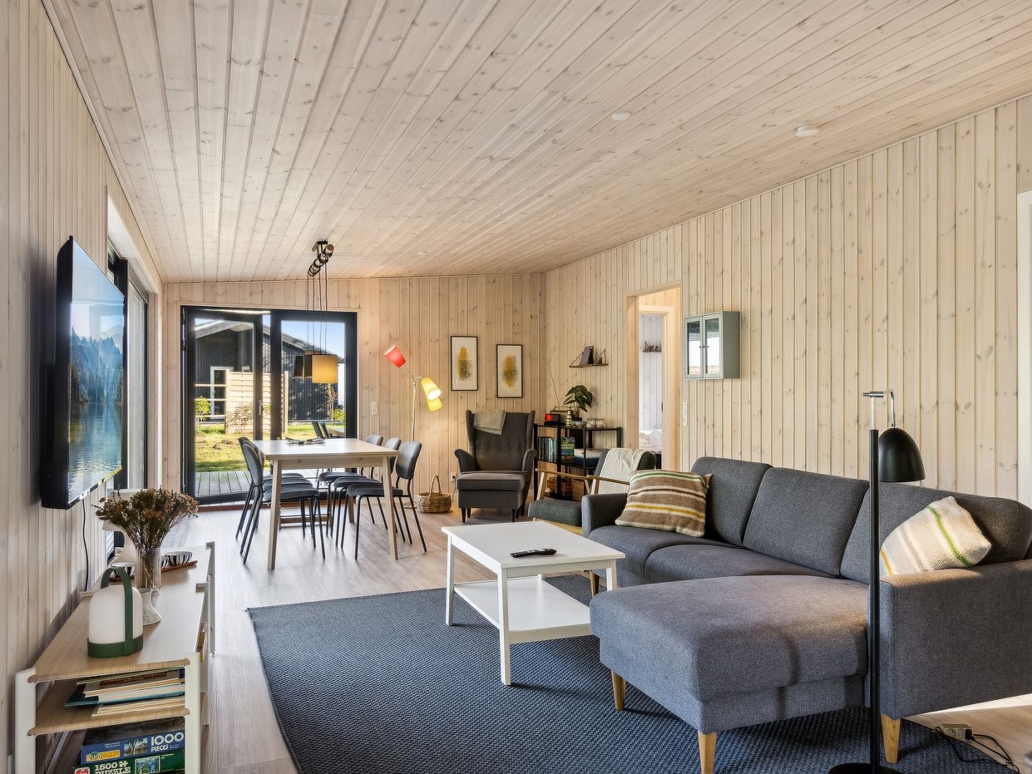 "Uma" - 1.5km from the sea