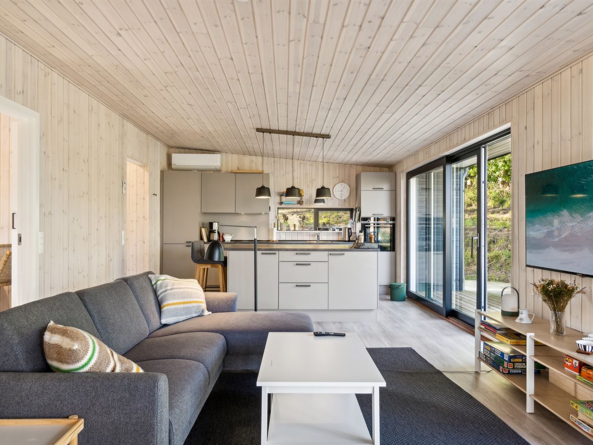 "Uma" - 1.5km from the sea - Binnen