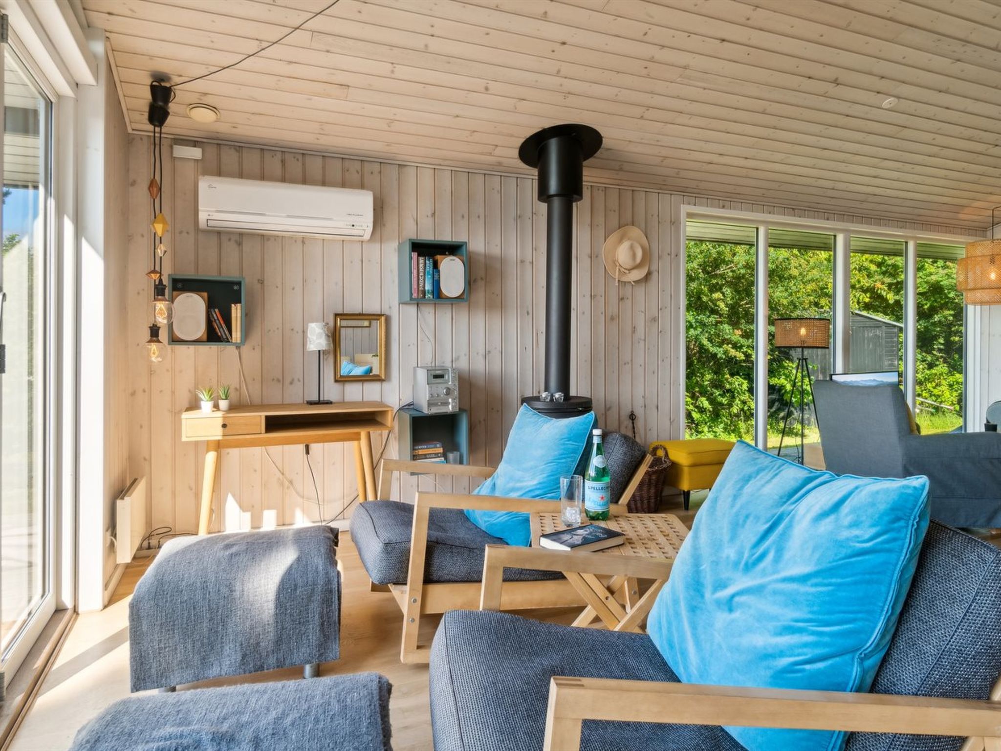 "Stygg" - 400m from the sea - Binnen