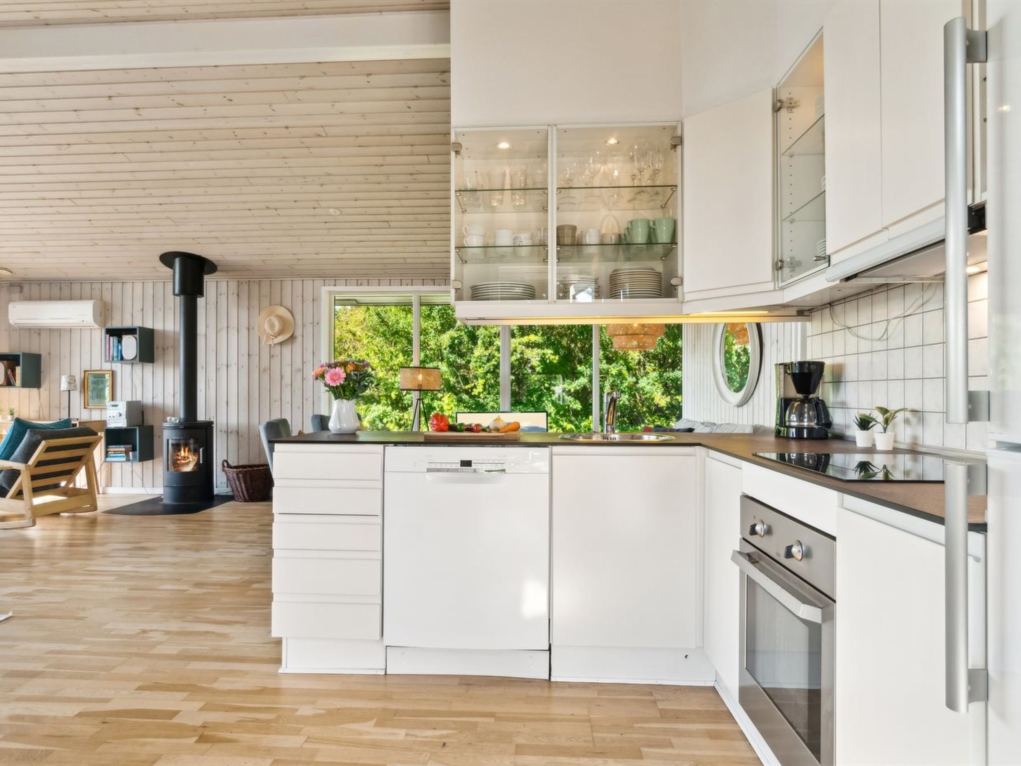 "Stygg" - 400m from the sea - Binnen