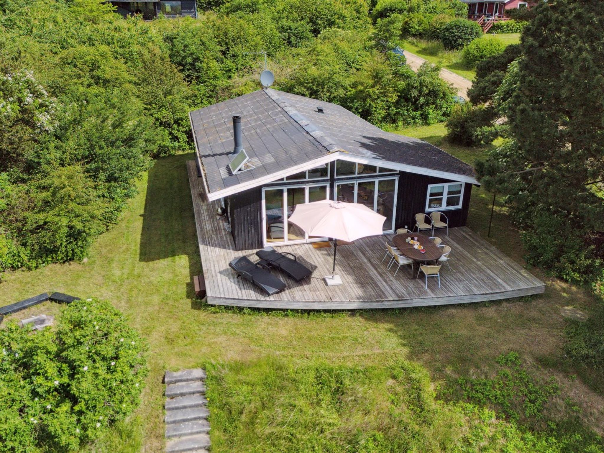 "Stygg" - 400m from the sea - Buiten