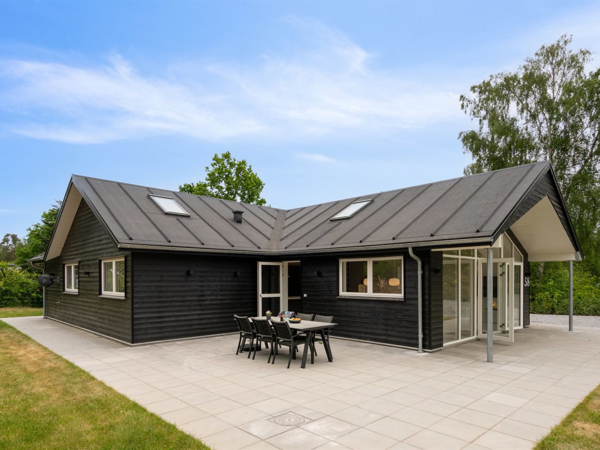 "Norna" - 350m from the sea
