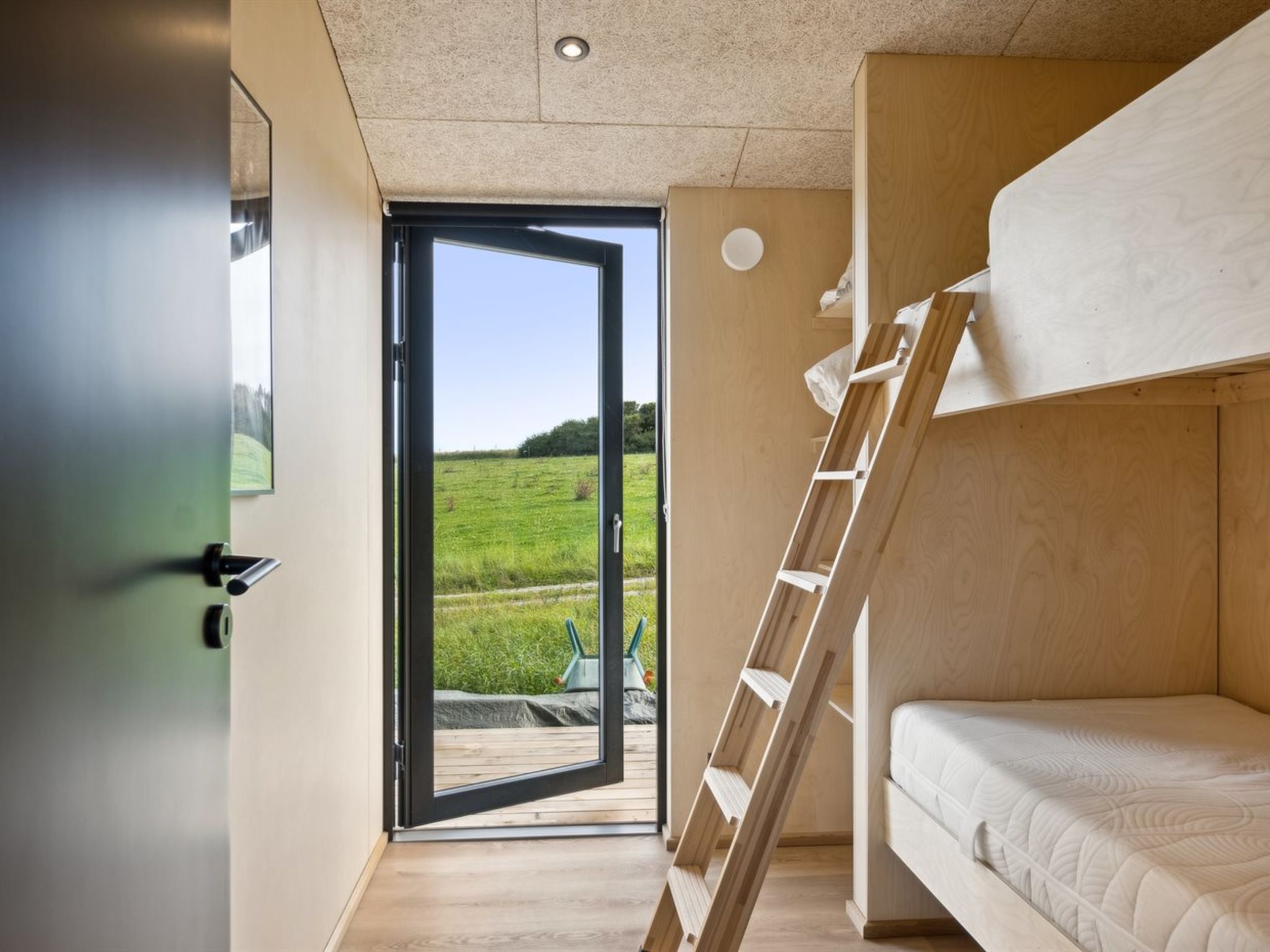 "Aatos" - 250m from the sea - Binnen