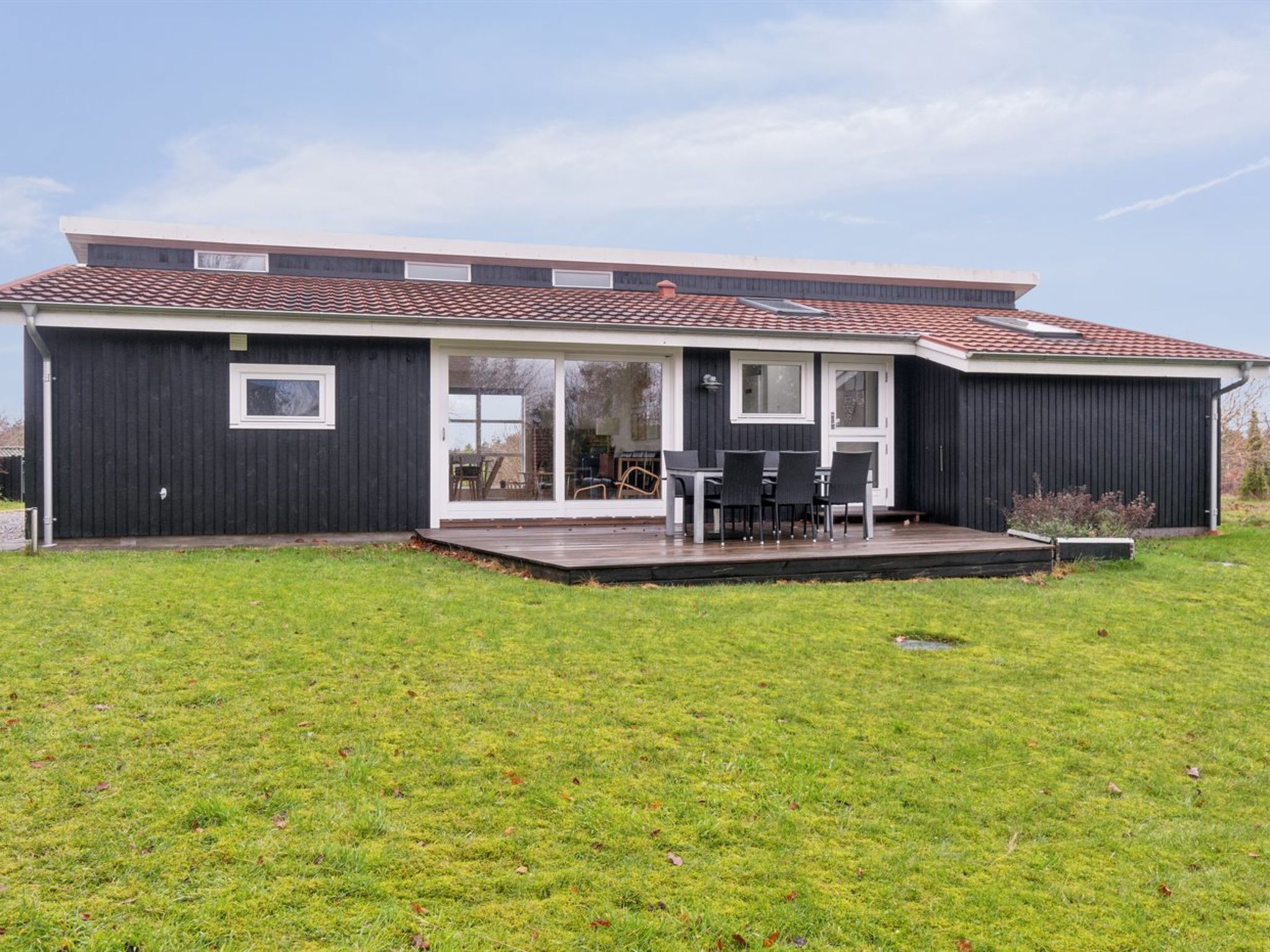 "Rik" - 2km from the sea-Outside