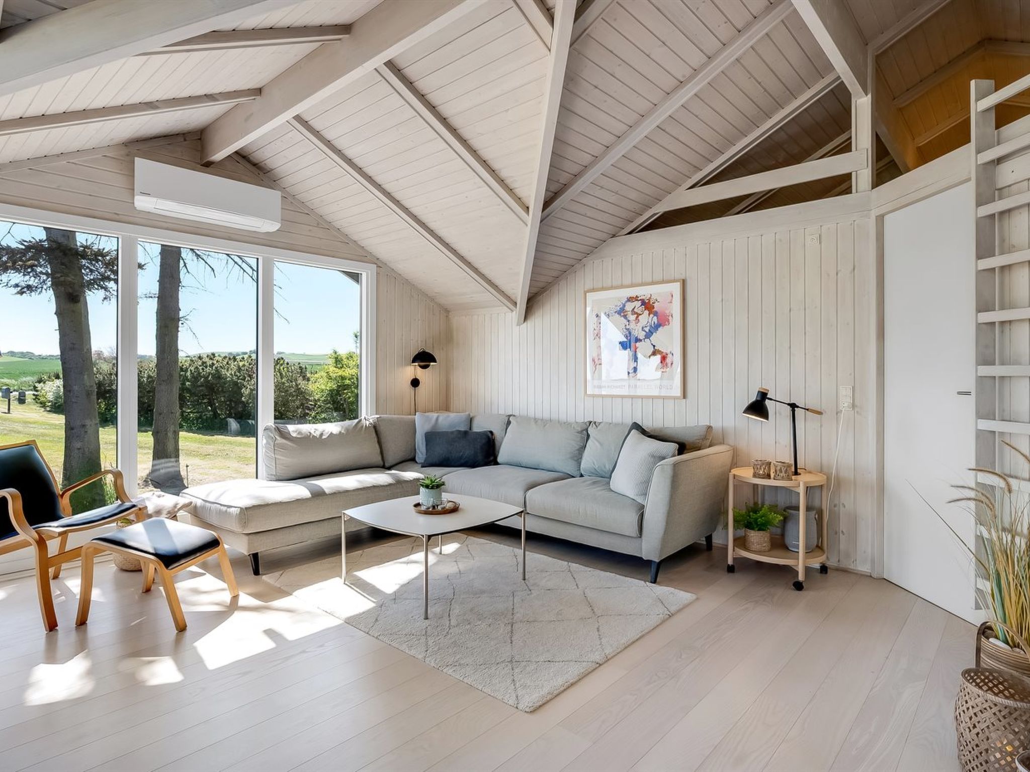 "Ama" - 250m from the sea-Inside