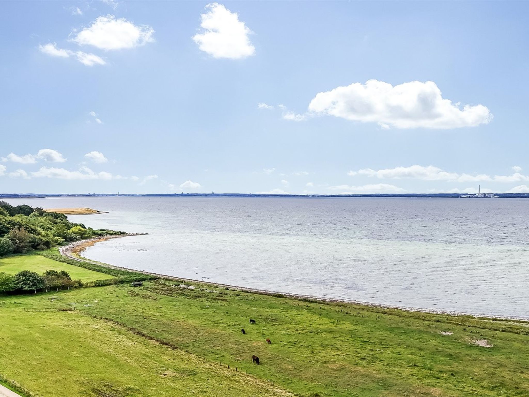 "Bondi" - 75m from the sea-Buiten