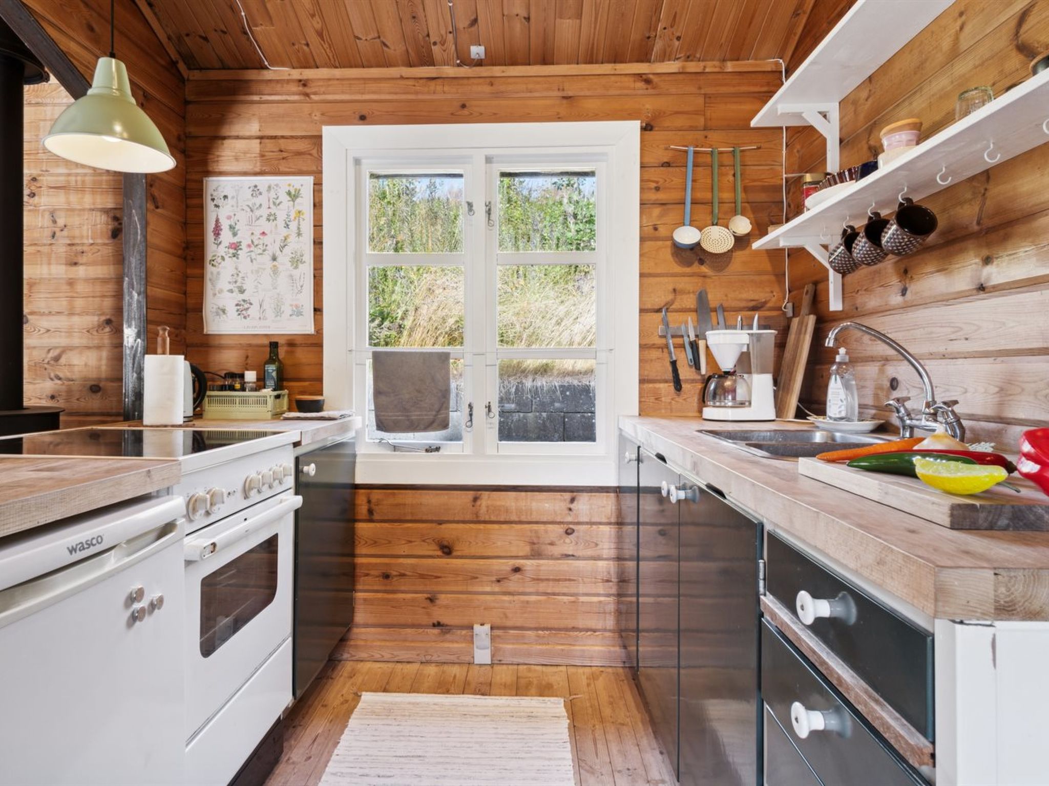 "Dorthie" - 1.7km from the sea-Inside