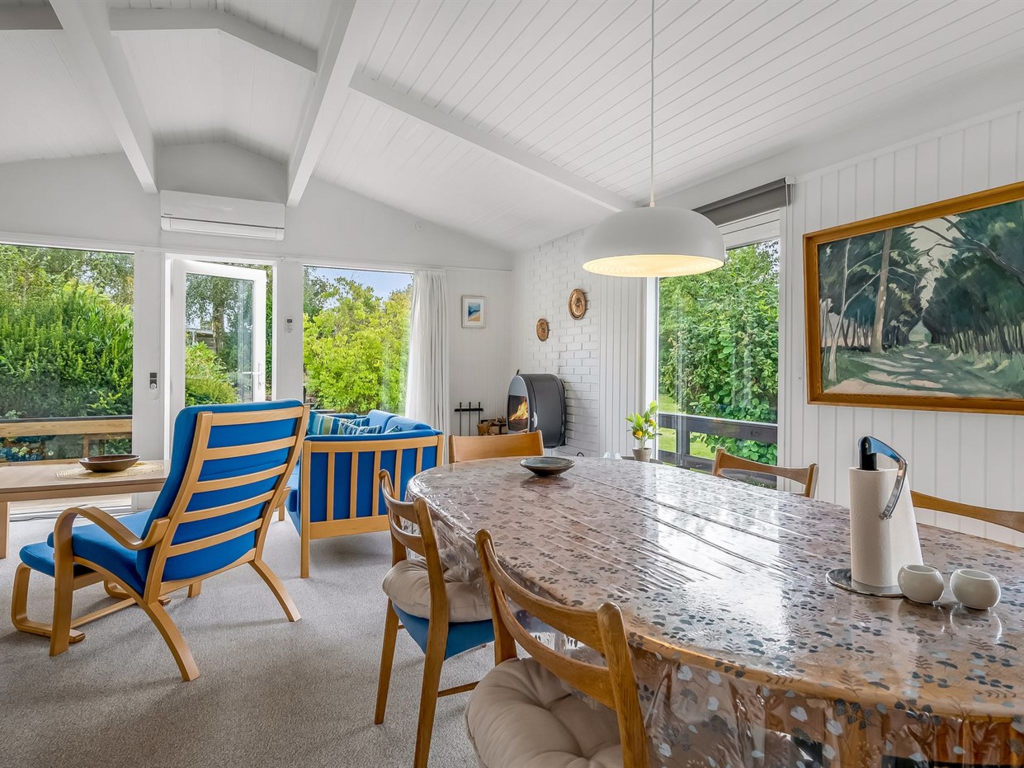 "Ayo" - 200m from the sea-Inside