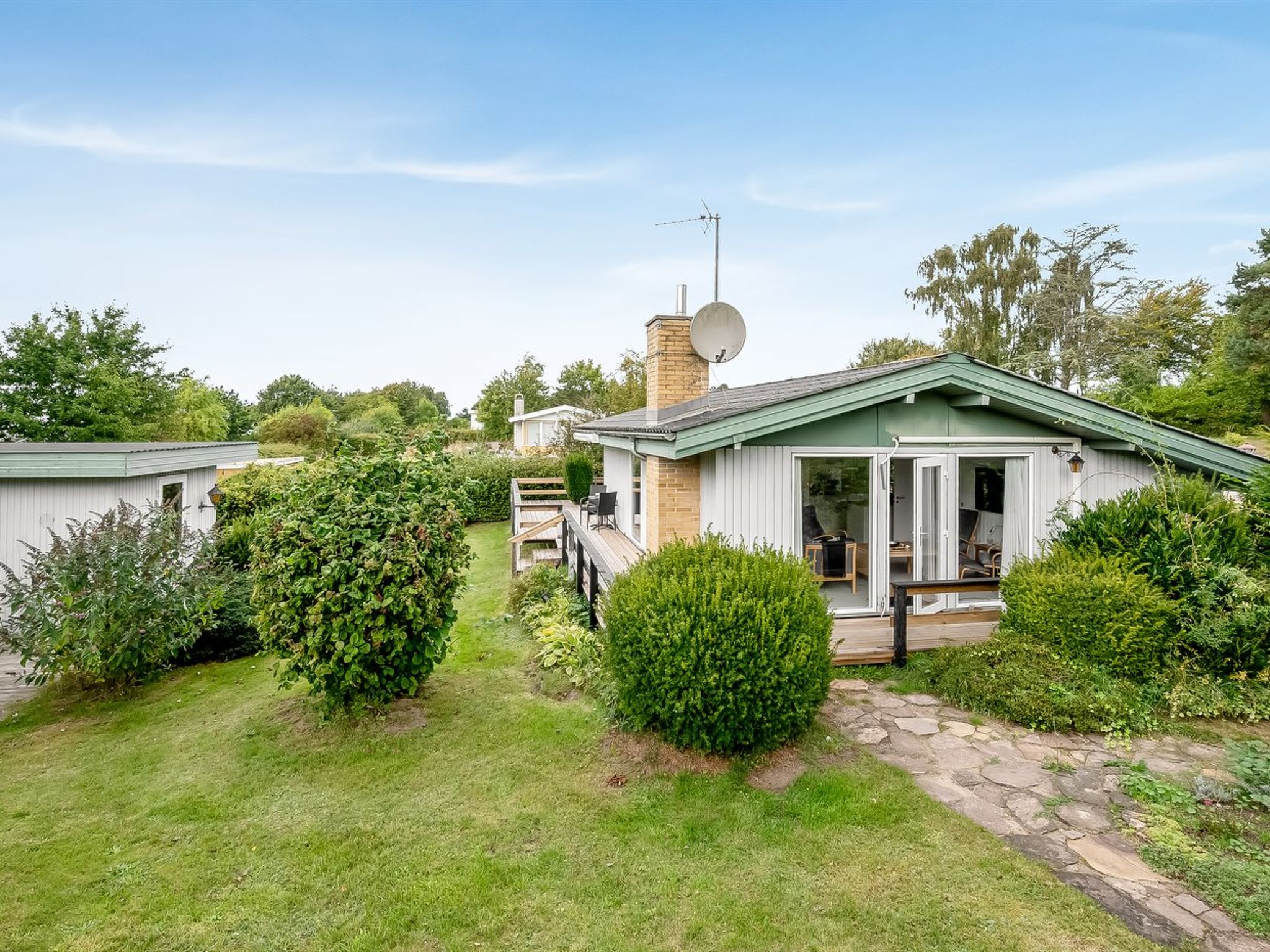 "Ayo" - 200m from the sea