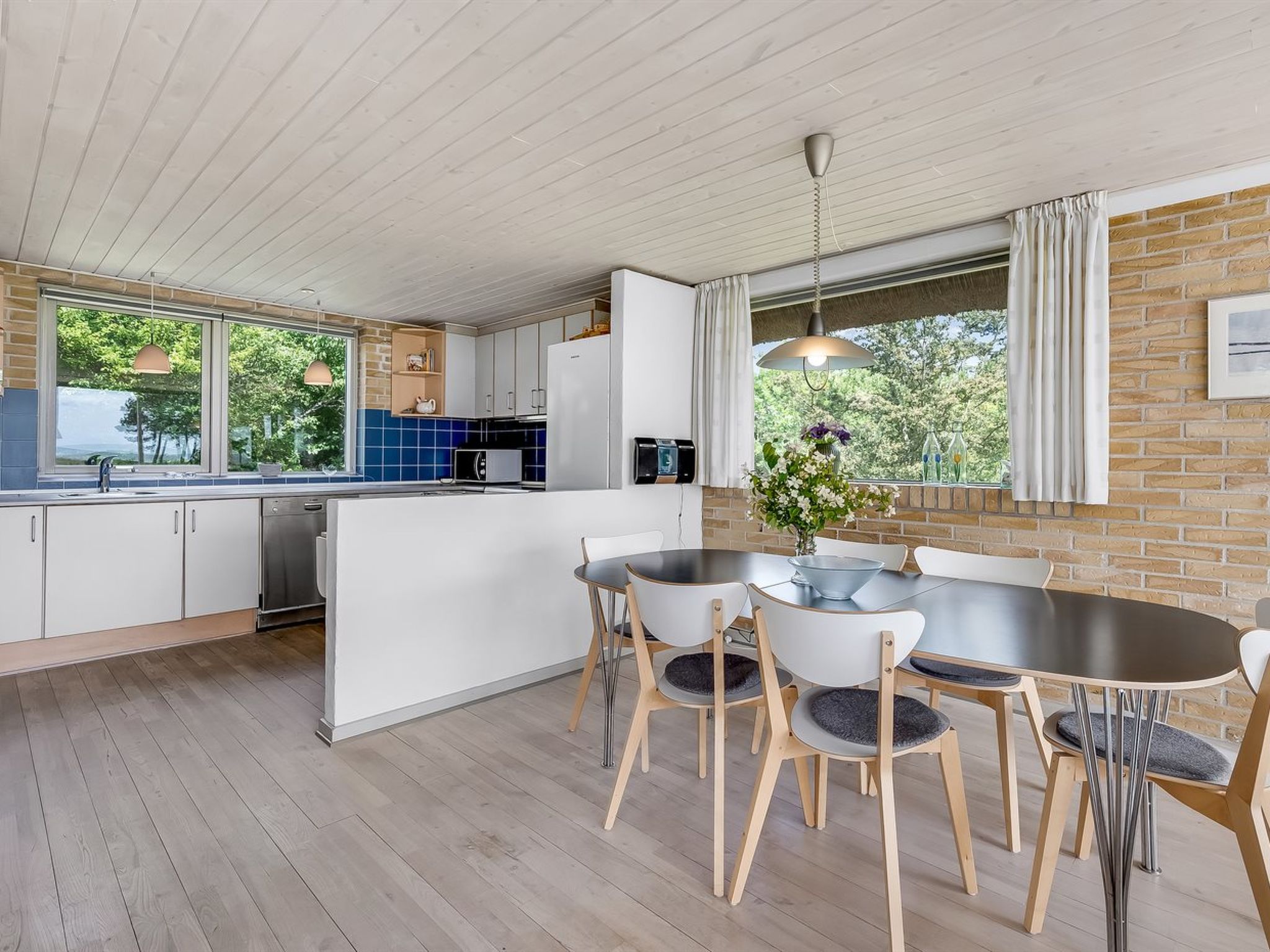 "Ellanora" - 50m from the sea-Binnen