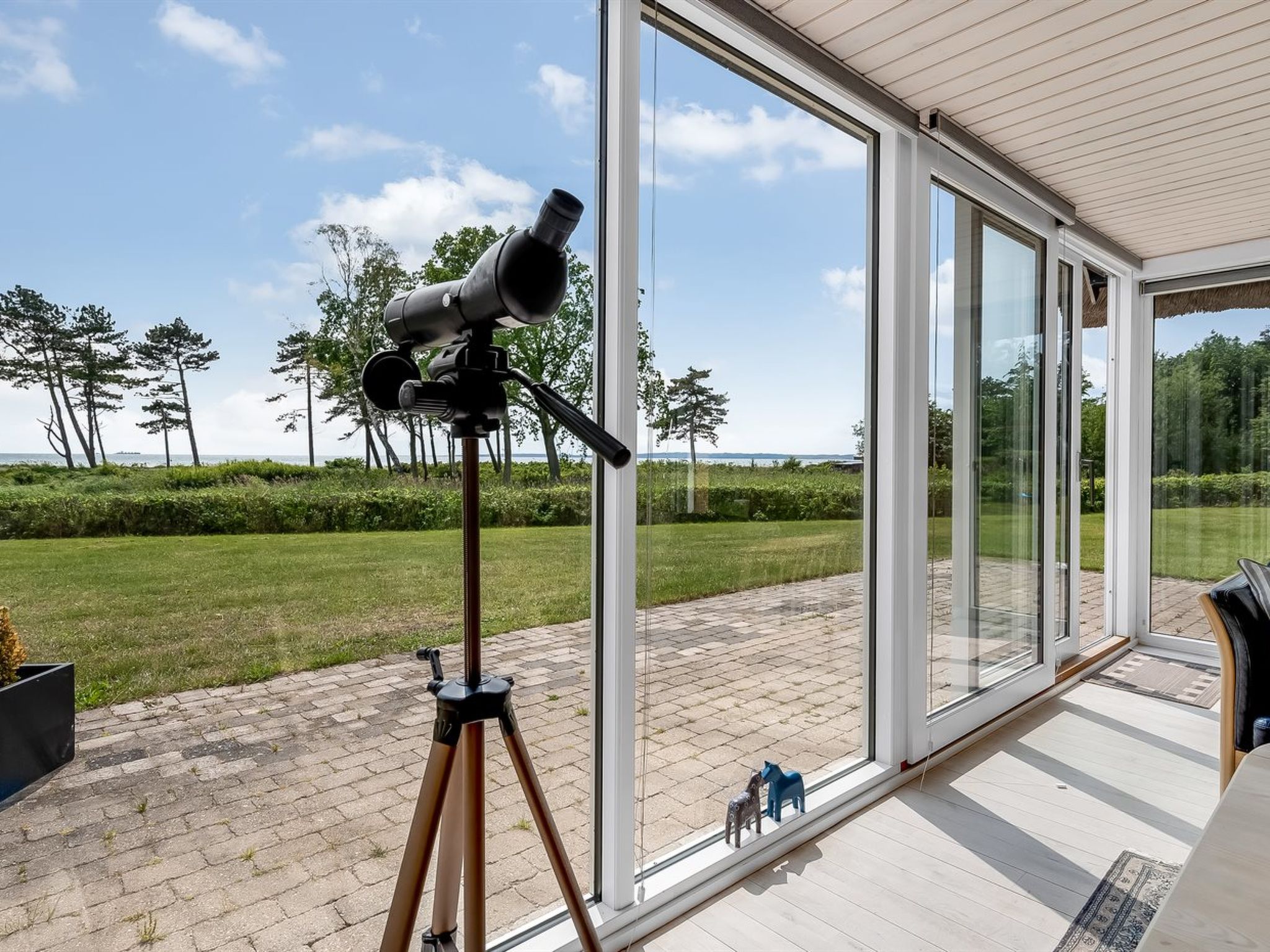 "Ellanora" - 50m from the sea-Buiten