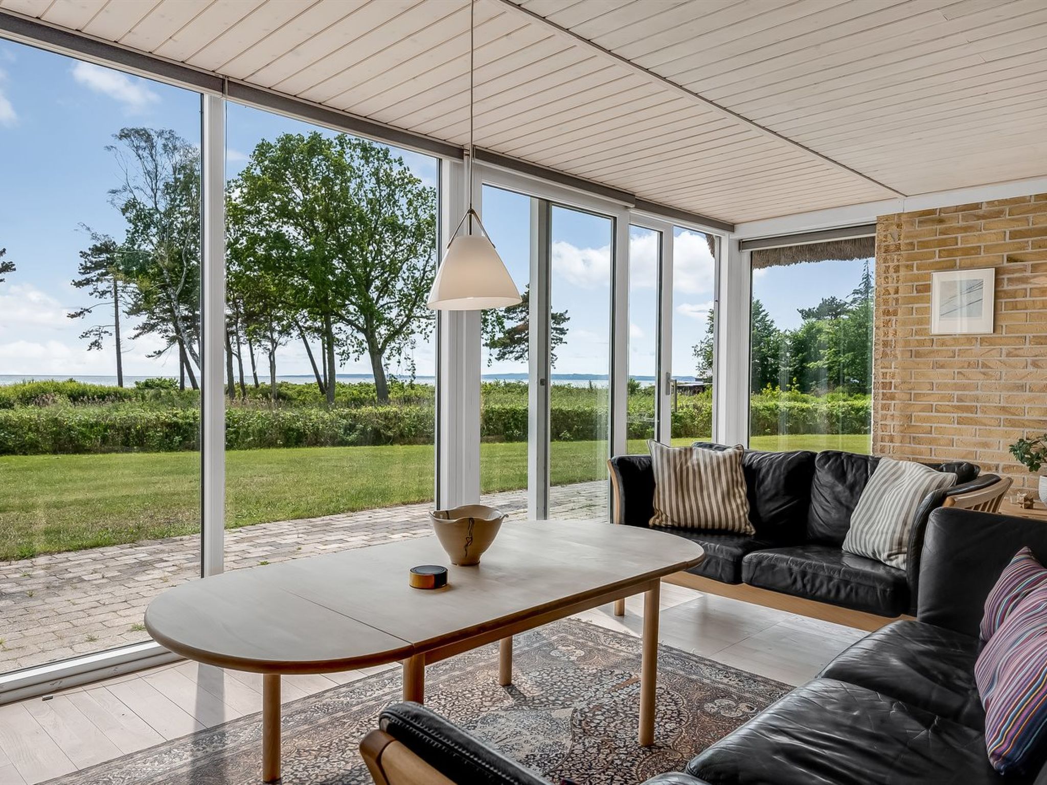 "Ellanora" - 50m from the sea-Binnen