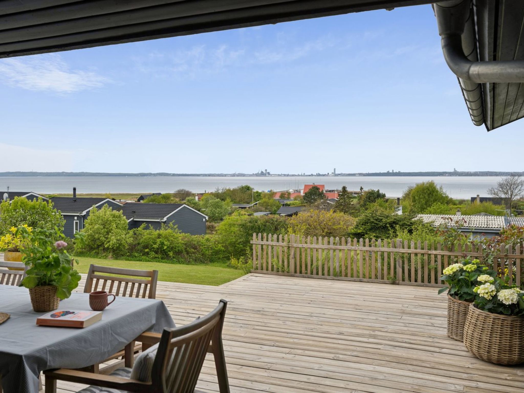 "Raadengaard" - 400m from the sea