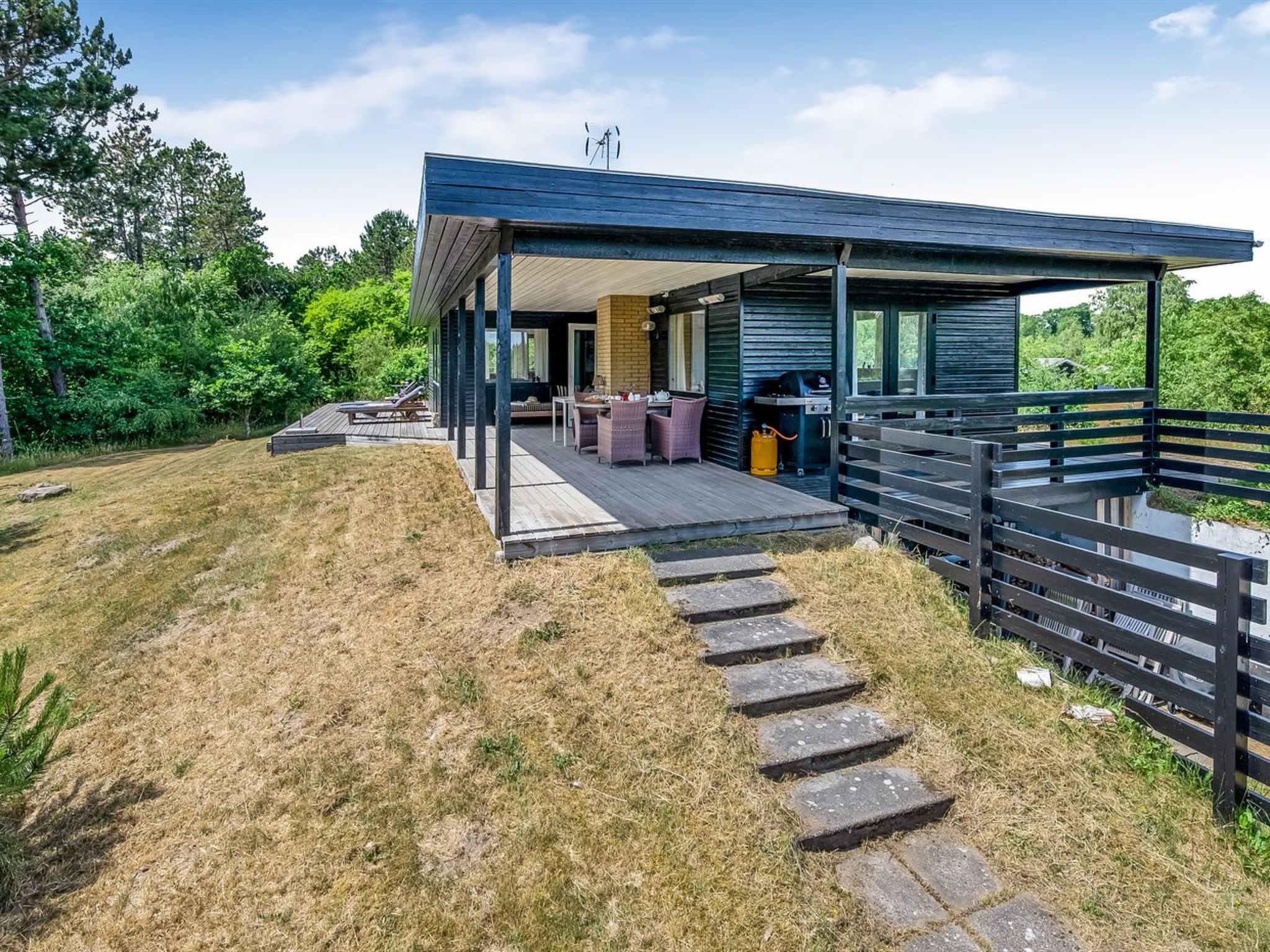 "Tabetha" - 800m from the sea - Buiten