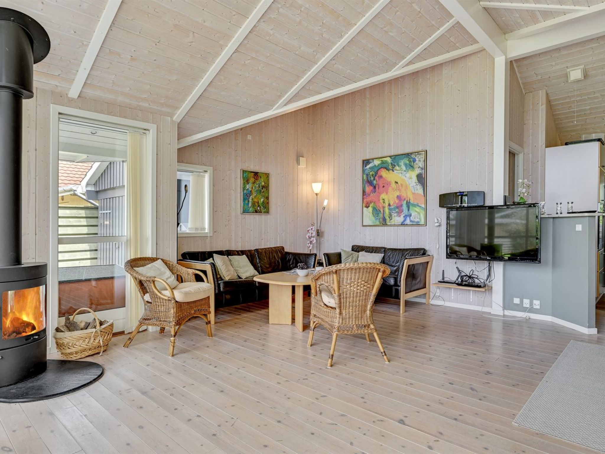 "Tashina" - 200m from the sea - Binnen