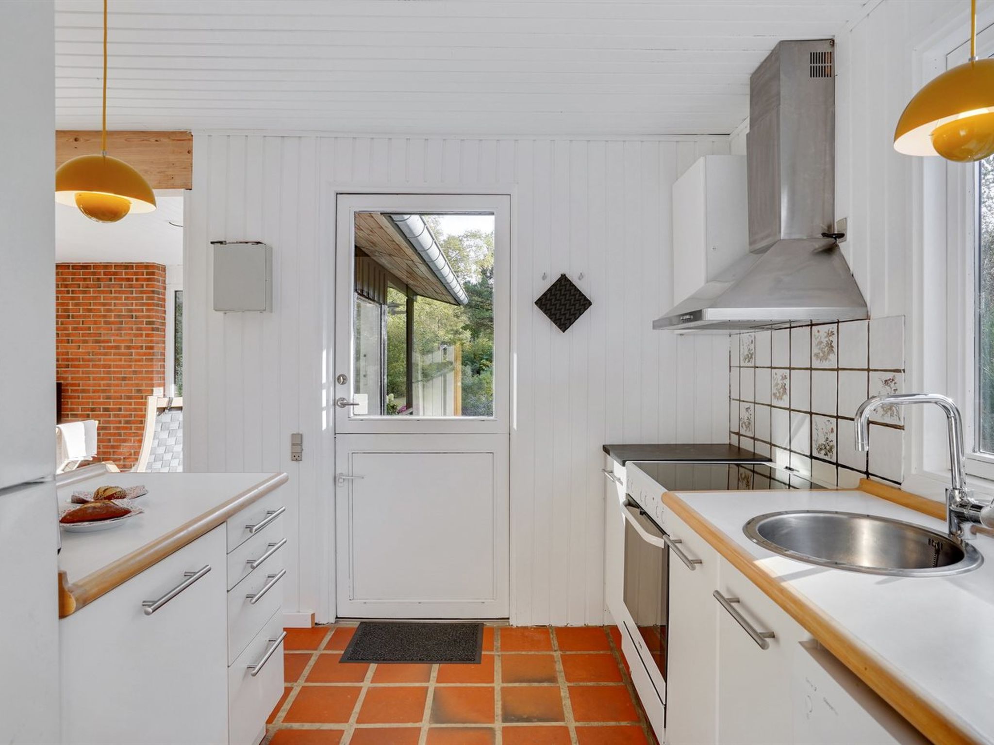 "Skjold" - 600m from the sea - Drinnen