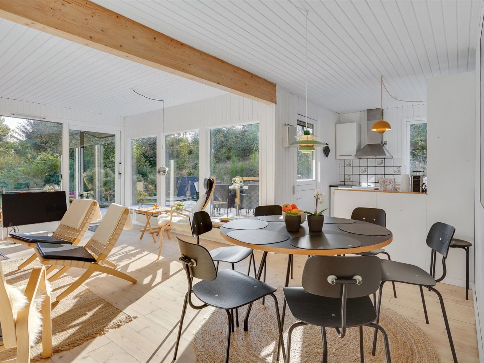 "Skjold" - 600m from the sea - Drinnen