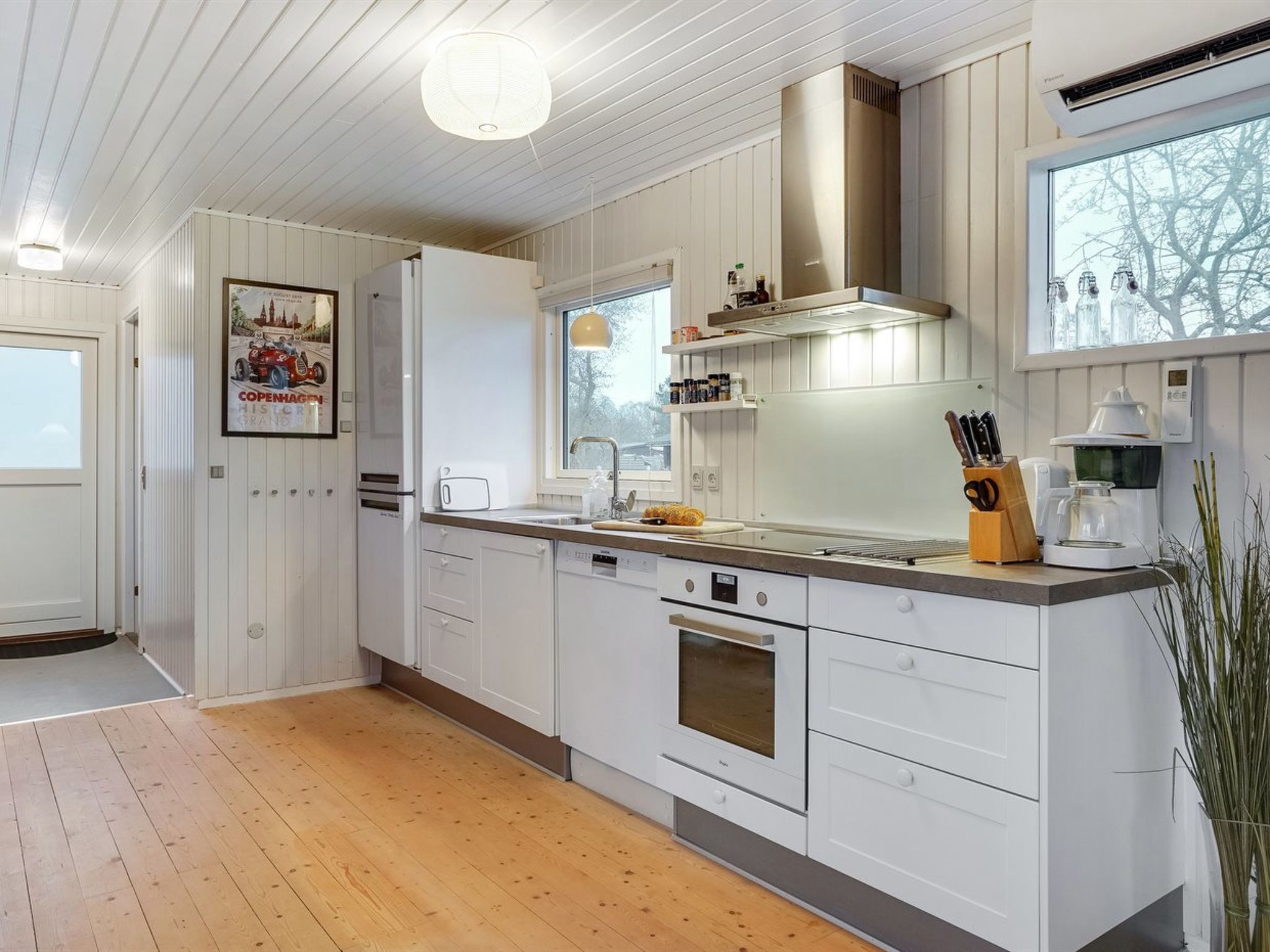 "Norell" - 800m from the sea - Binnen