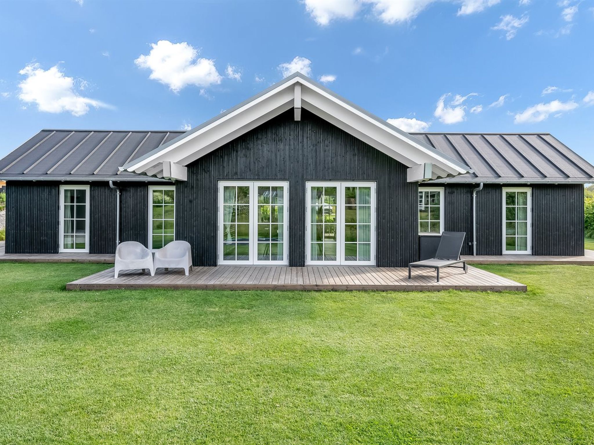 "Bryngeir" - 750m from the sea-Buiten
