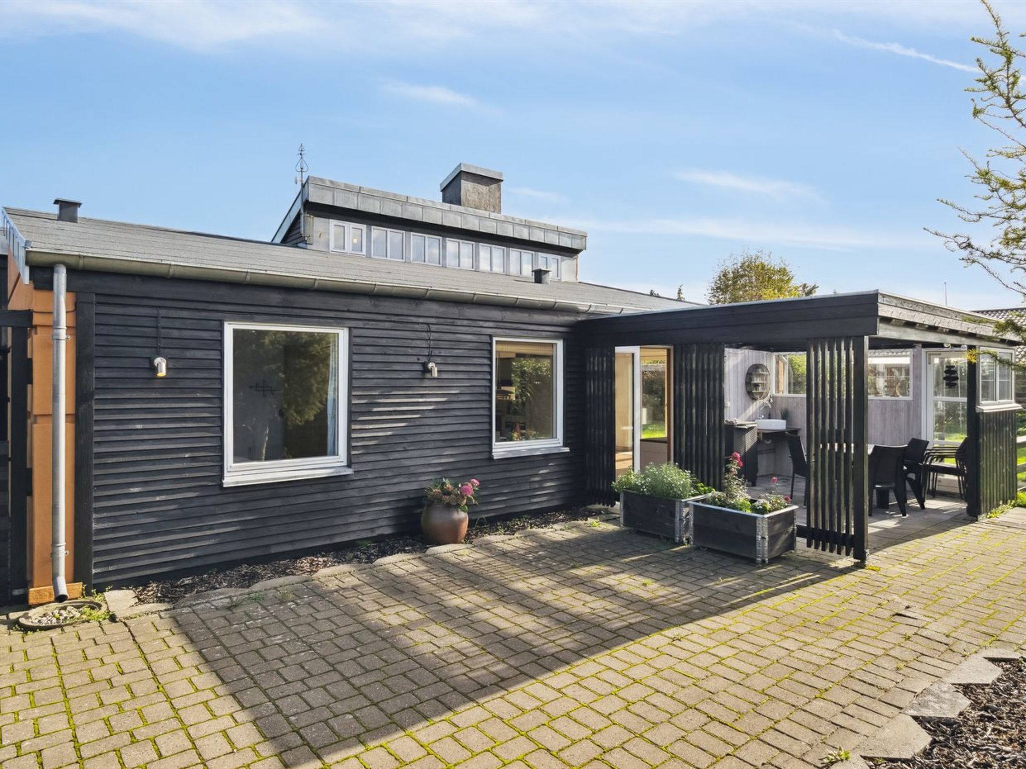 "Erko" - 300m from the sea-Buiten