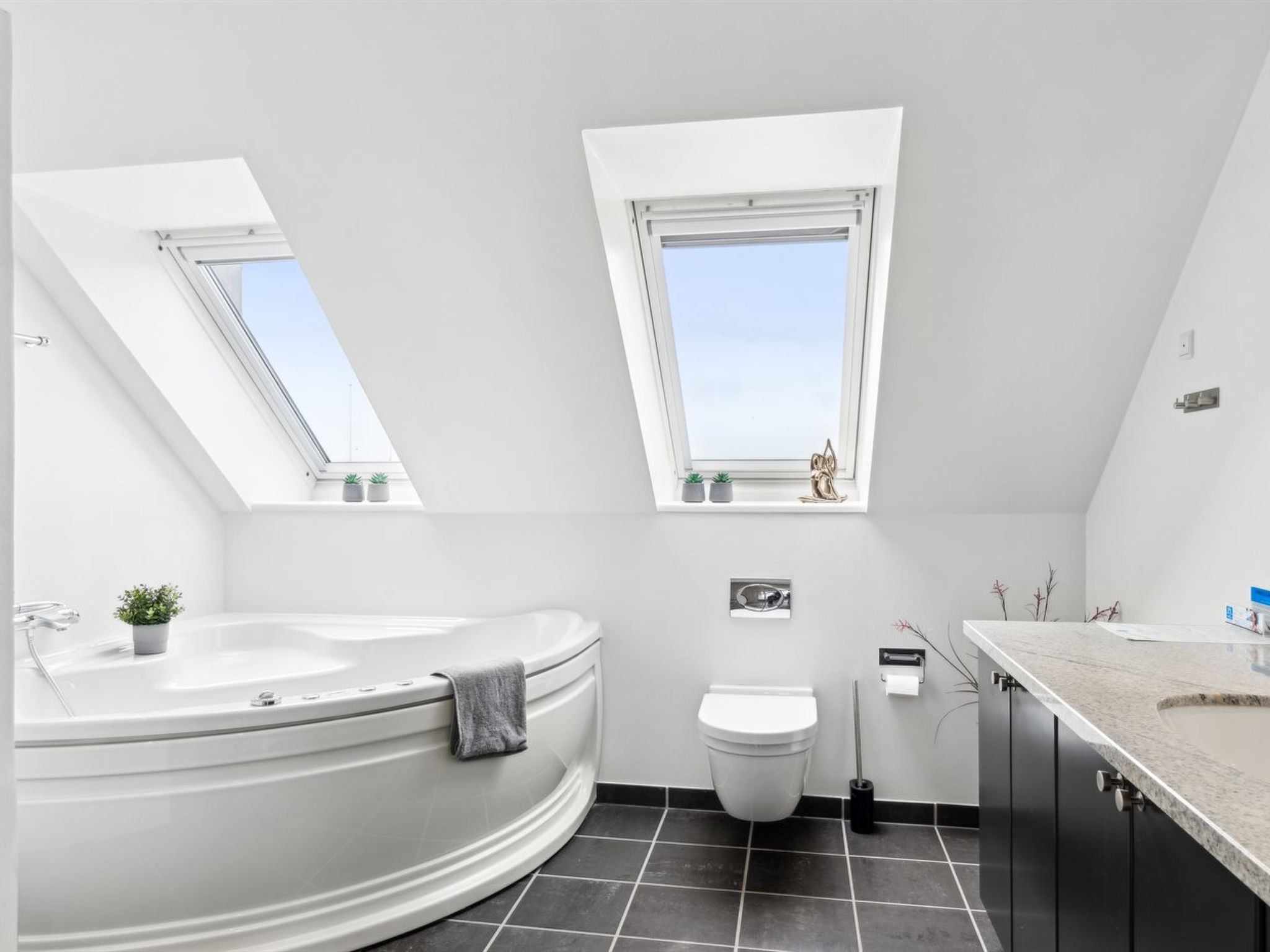 "Skade" - 10m from the sea - Binnen