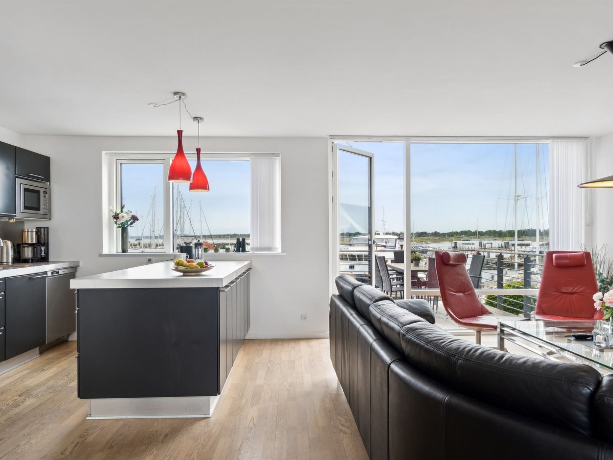 "Skade" - 10m from the sea - Binnen