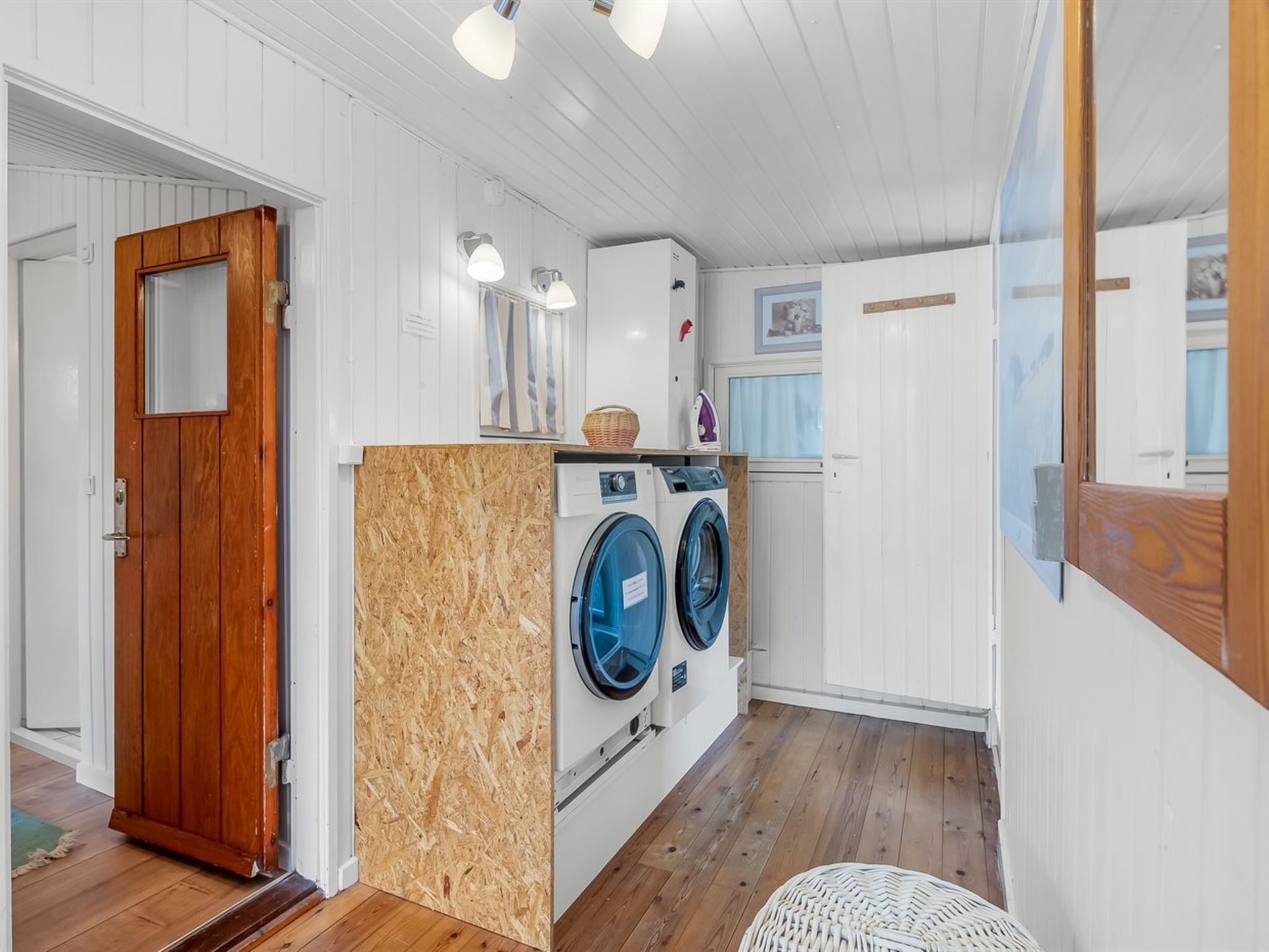 "Antonie" - 700m from the sea - Binnen